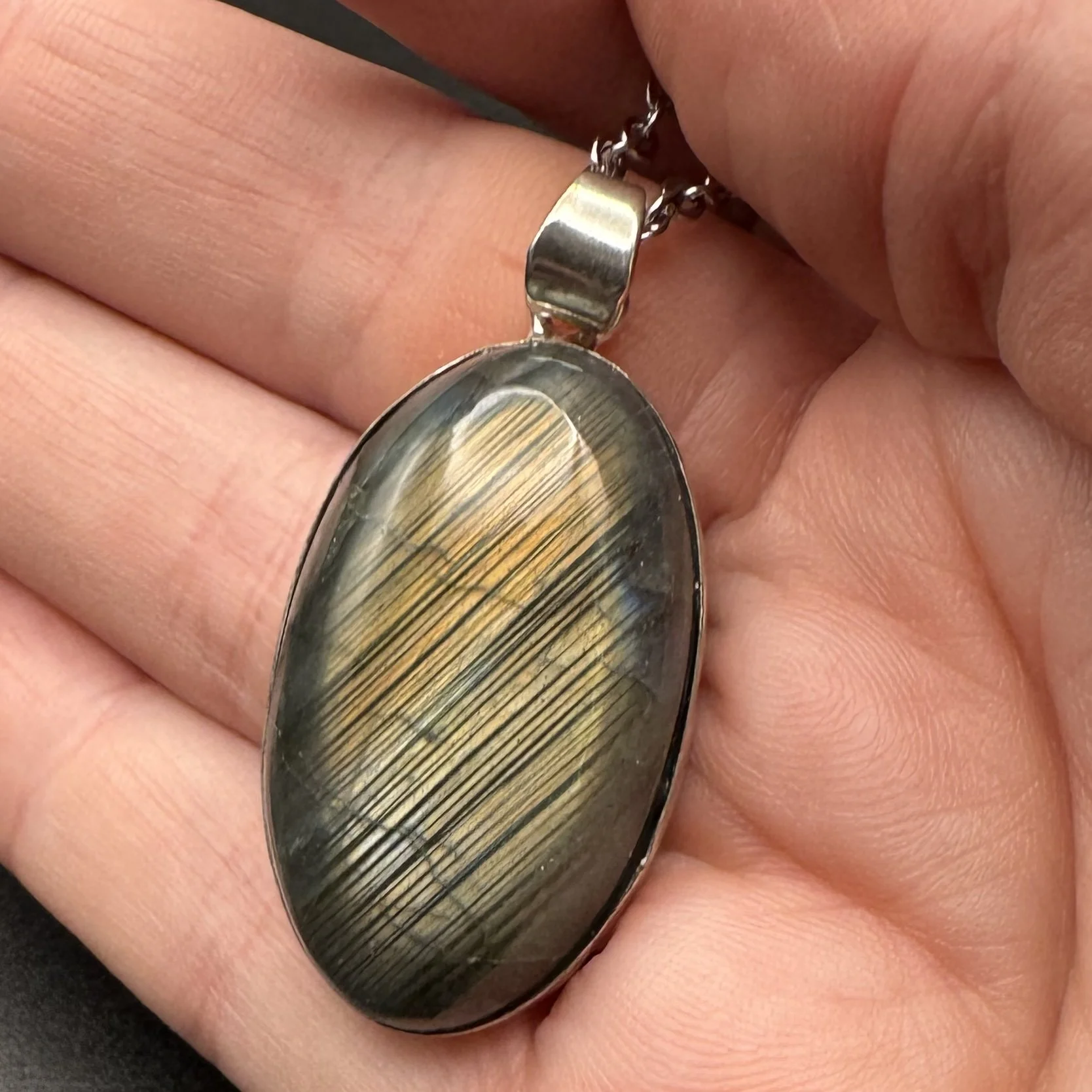 Labradorite Pendant A - 2.jpg