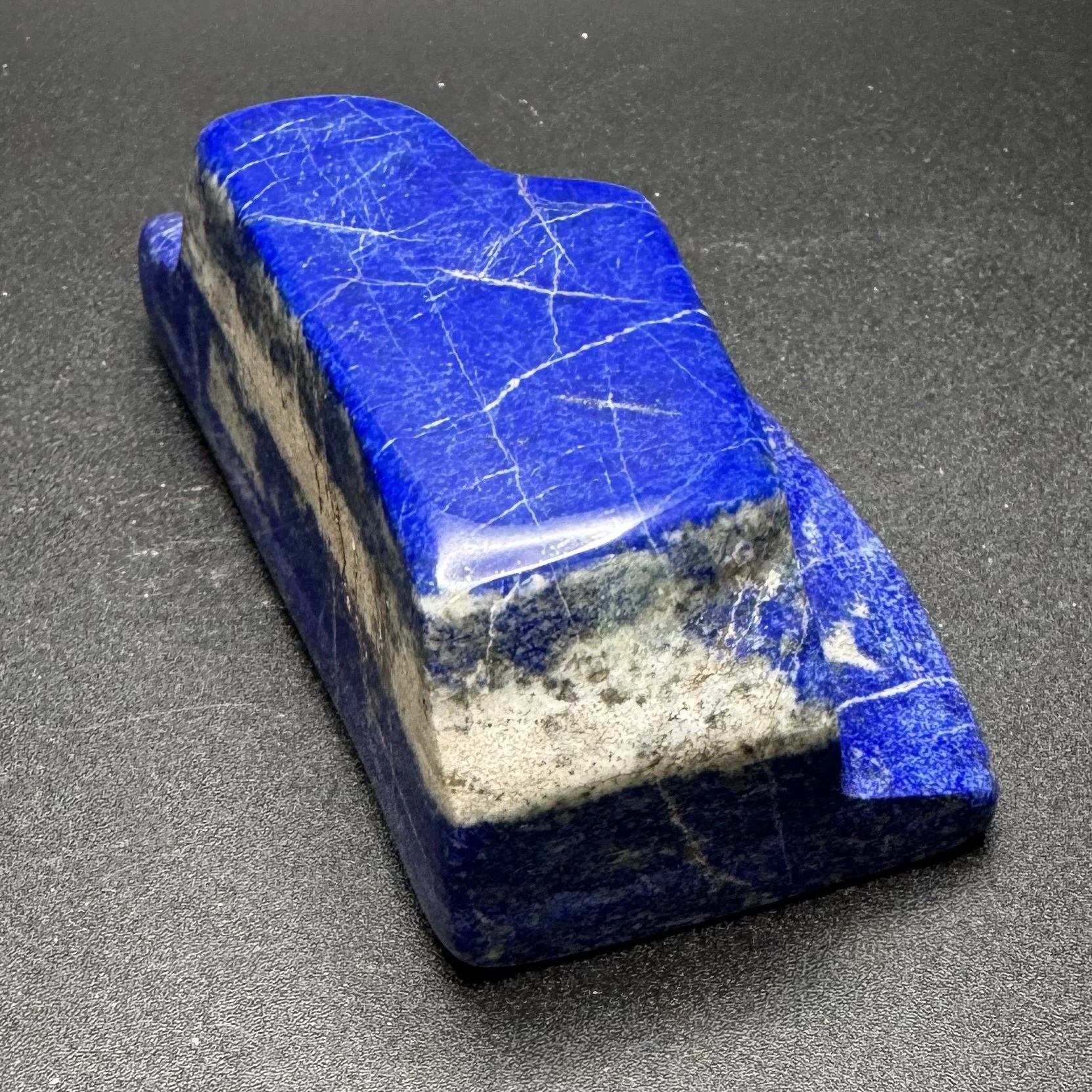 Lapis E - 3.jpg