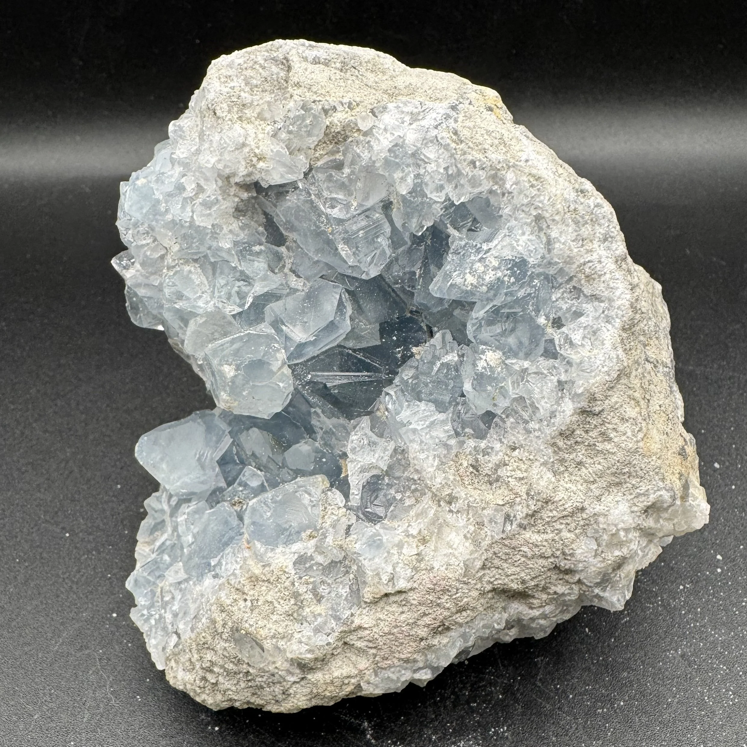 Celestite Geode B - 1.jpg