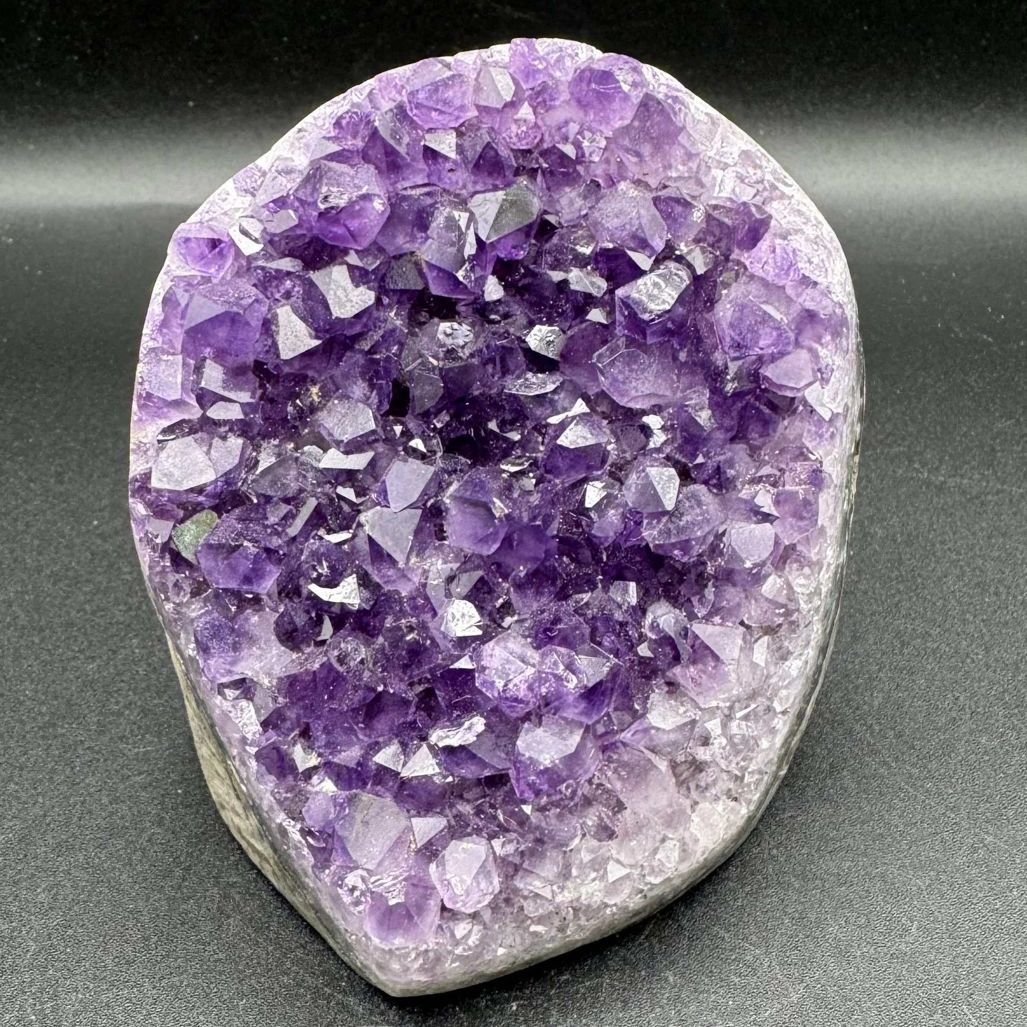 Amethyst Geode B - 1.jpg