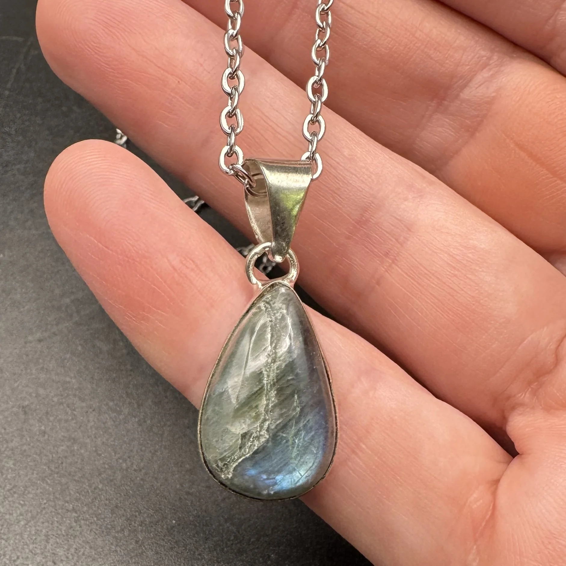 Labradorite Pendant C - 3.jpg