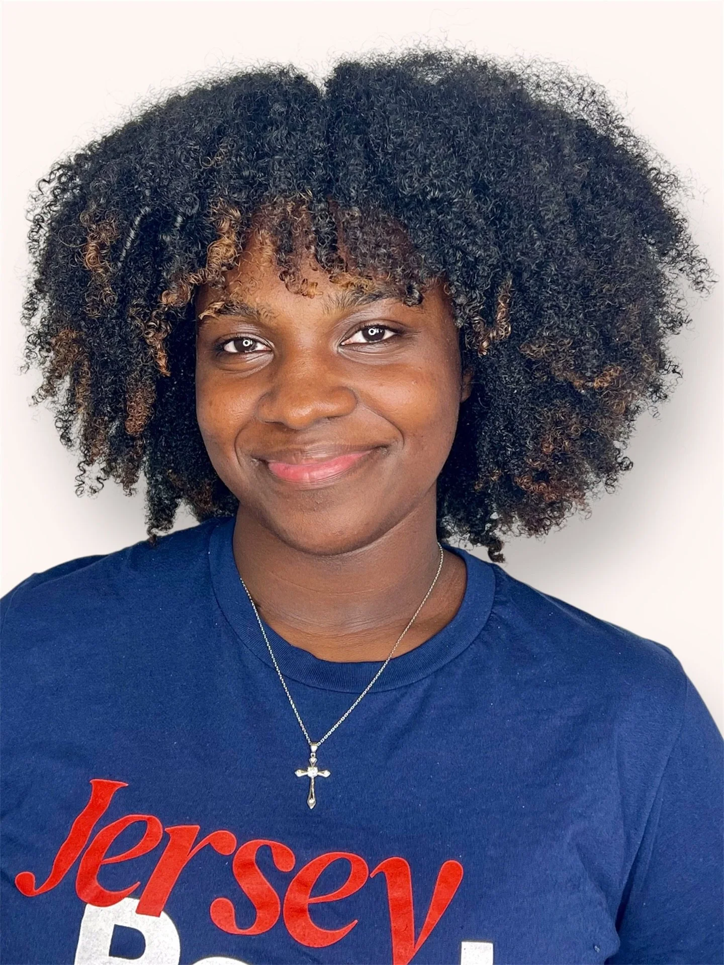 Gorgeous gorgeous gorgeous coils! 💓🌀

Cut by @tnystylist 🌼
.
.
.
.
#fringesalonsouthphilly #fringesalon #philadelphia  #devacurl #kevinmurphy #southphilly #bok #curlyhair #curls #curlycut #alltextureswelcome #haircut #naturalhair #brunettehair