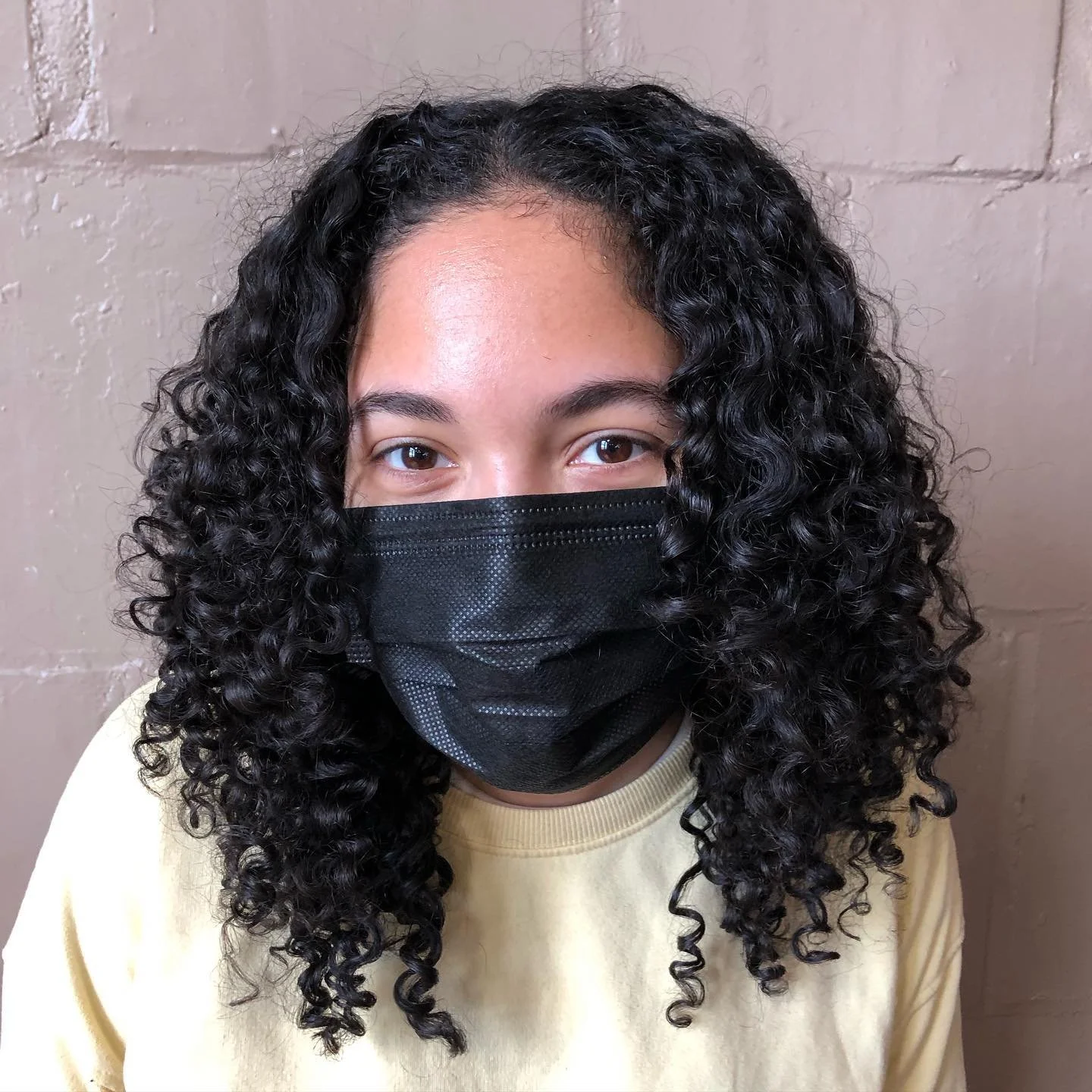 Super hydrated, and healthy curls. ⭐️😀🥰
.
.
.
.
#devacurl #curlygirlmethod #curlygirls #hydratedhair #phillysalon #bokbuildingphilly #fringesalonsouthphilly