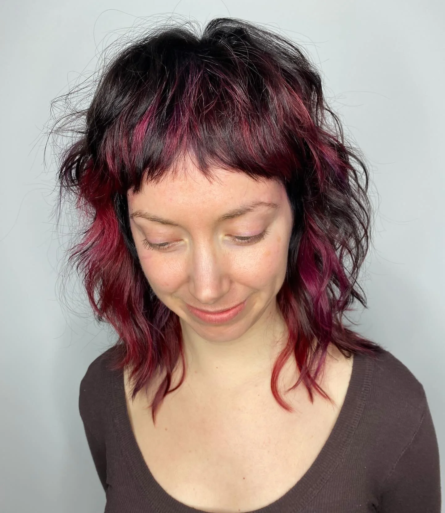 Mood is Maroon! 

#fashioncolor #funshag #pixieshag #shinyshag