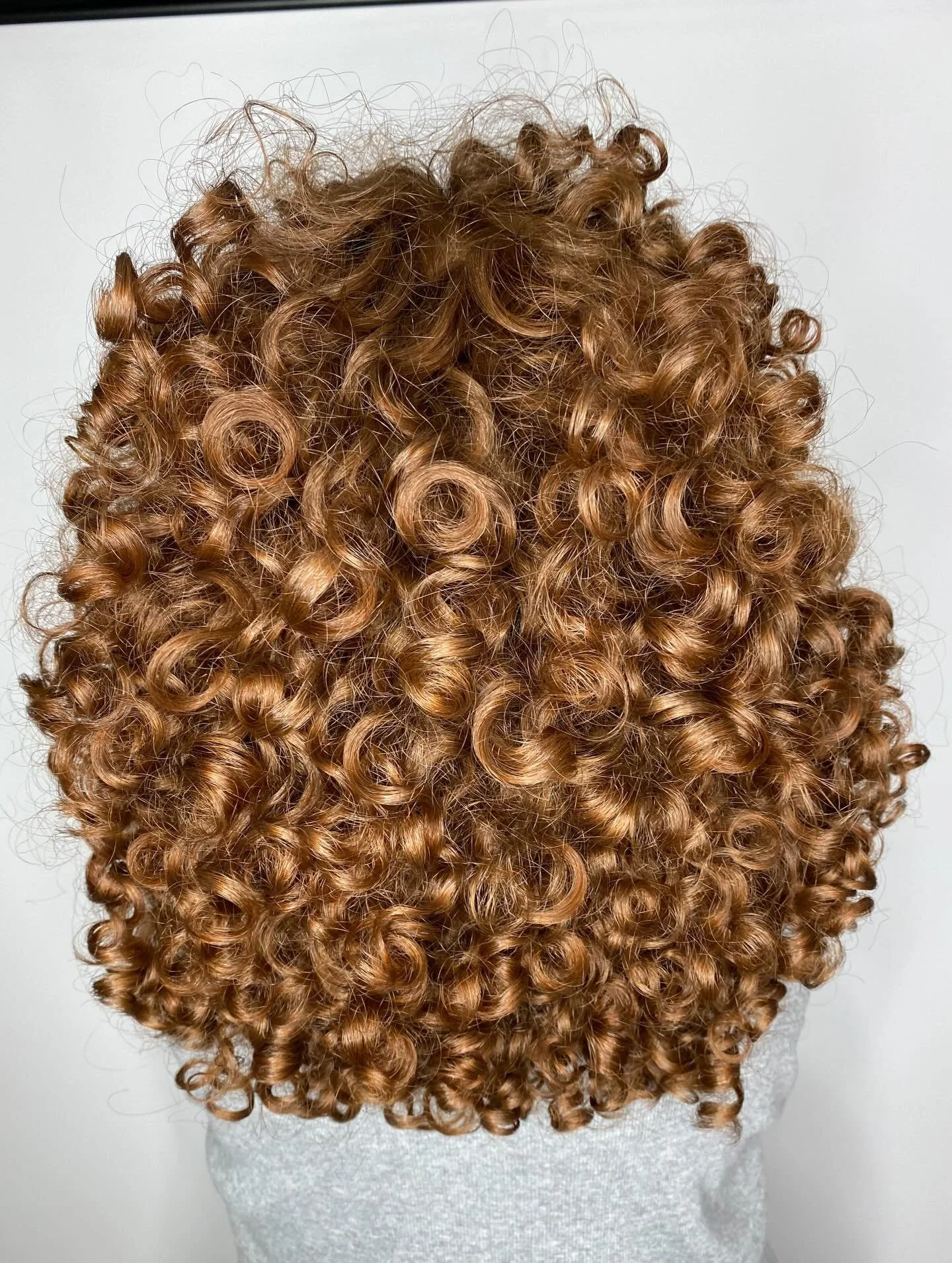 Currrrrllllzzzzzzzzzzz!!! 
And yes, this is the real color! 

#redcurls #curlygirlmethod #intensecurls