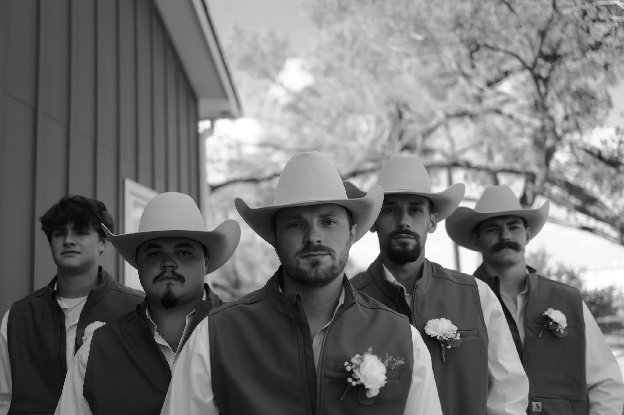 Groomsmen fresh pose