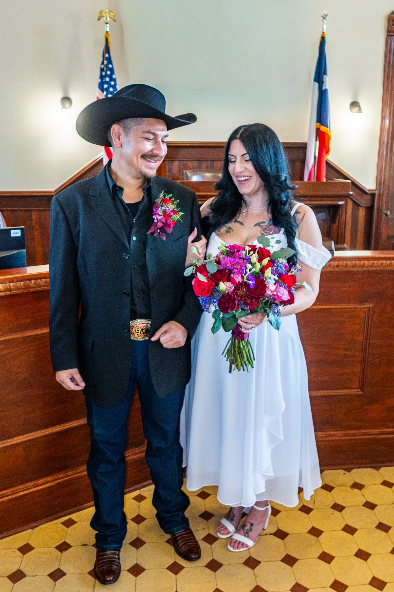 Caldwell County Courthouse Elopement – I do Portrait – Leica D-Lux 8