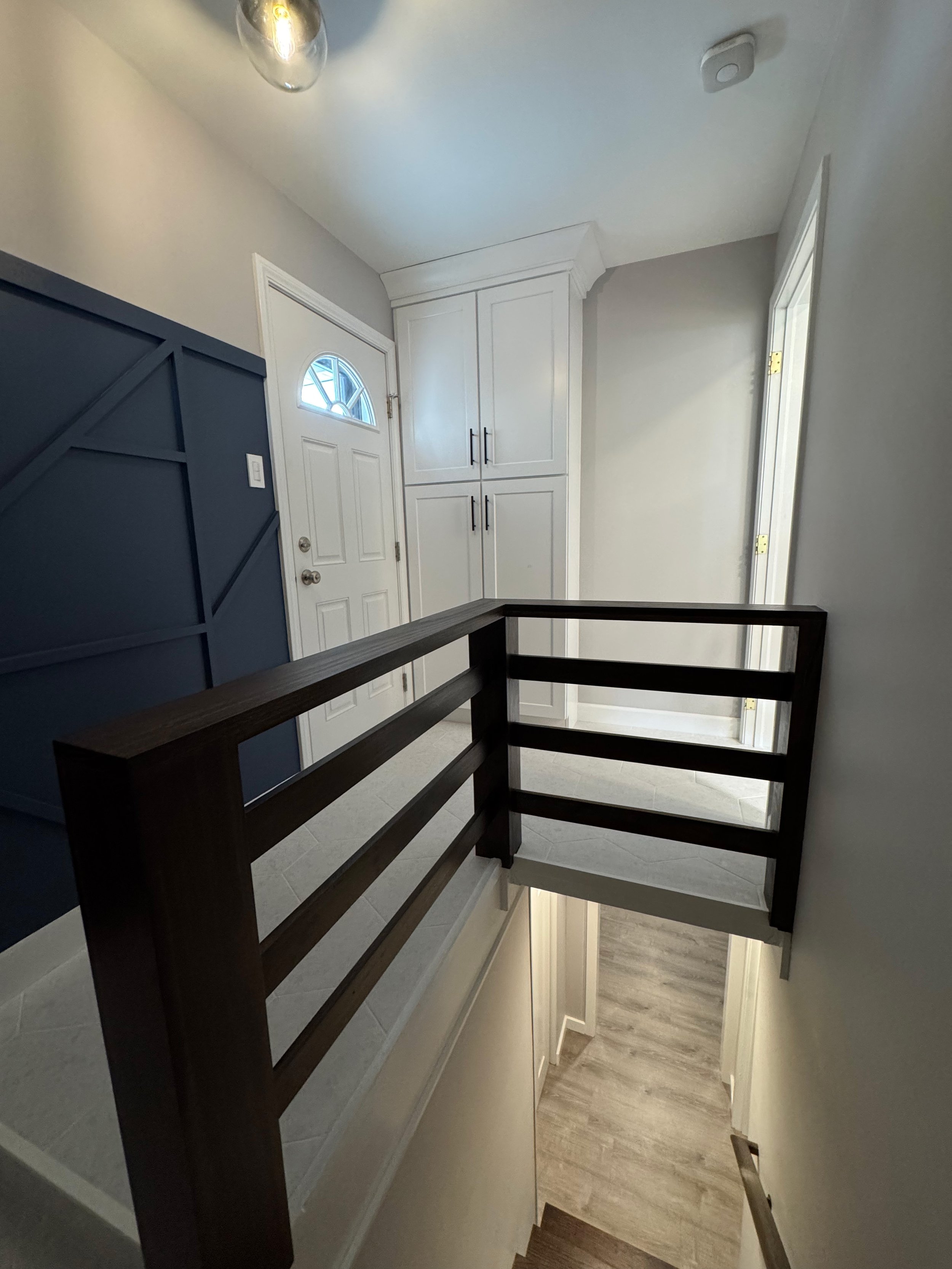 Entryway 3.jpg