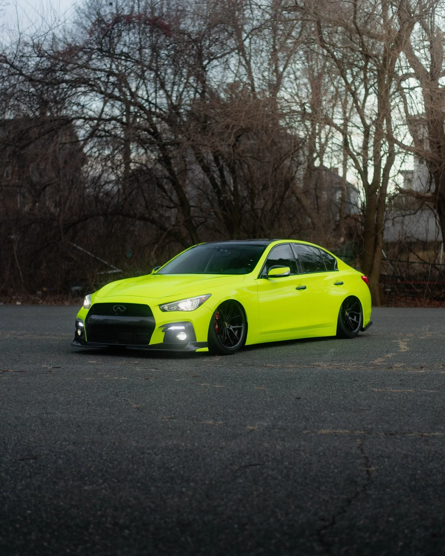 Q50 in for the workz!! Thank you @jtaper for trusting us with your project 👌🏼👌🏼

✅ Airlift ALP4 system with prazis struts 
✅ Hexis fluorescent yellow full wrap 
✅ Evolv carbon ppf on the roof mirrors and handles 
✅ Carbon fiber front bumper, roof