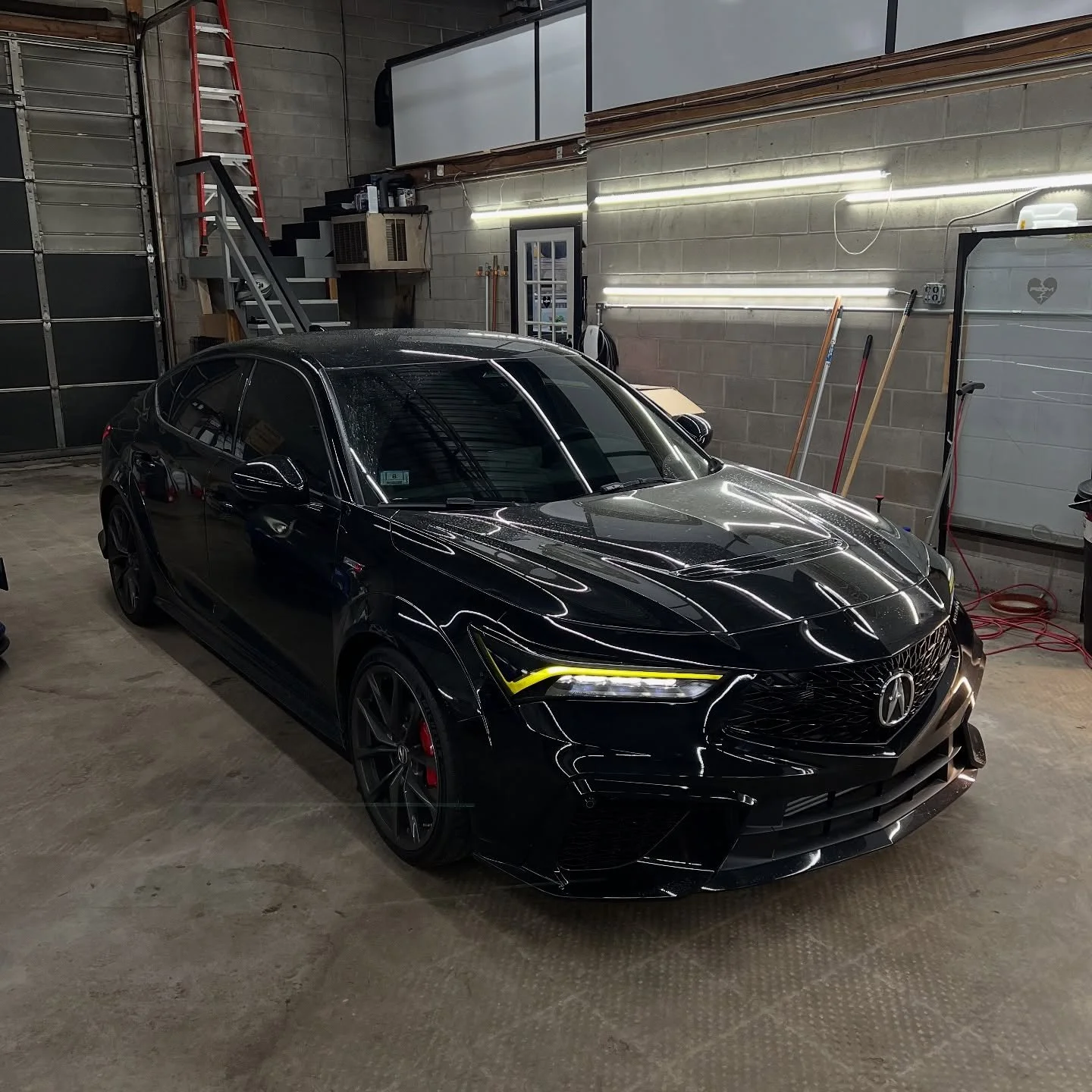 @josh617 came through for some quick headlight overlays and to spec out some wheels for this upcoming build 👌🏼👌🏼 stay tuned this thing is going to be insane!!

~~~~~~~~~~
📥Direct message quotes 
📲 508-527-1003
📩 rdmautostyling1@gmail.com
- Vin