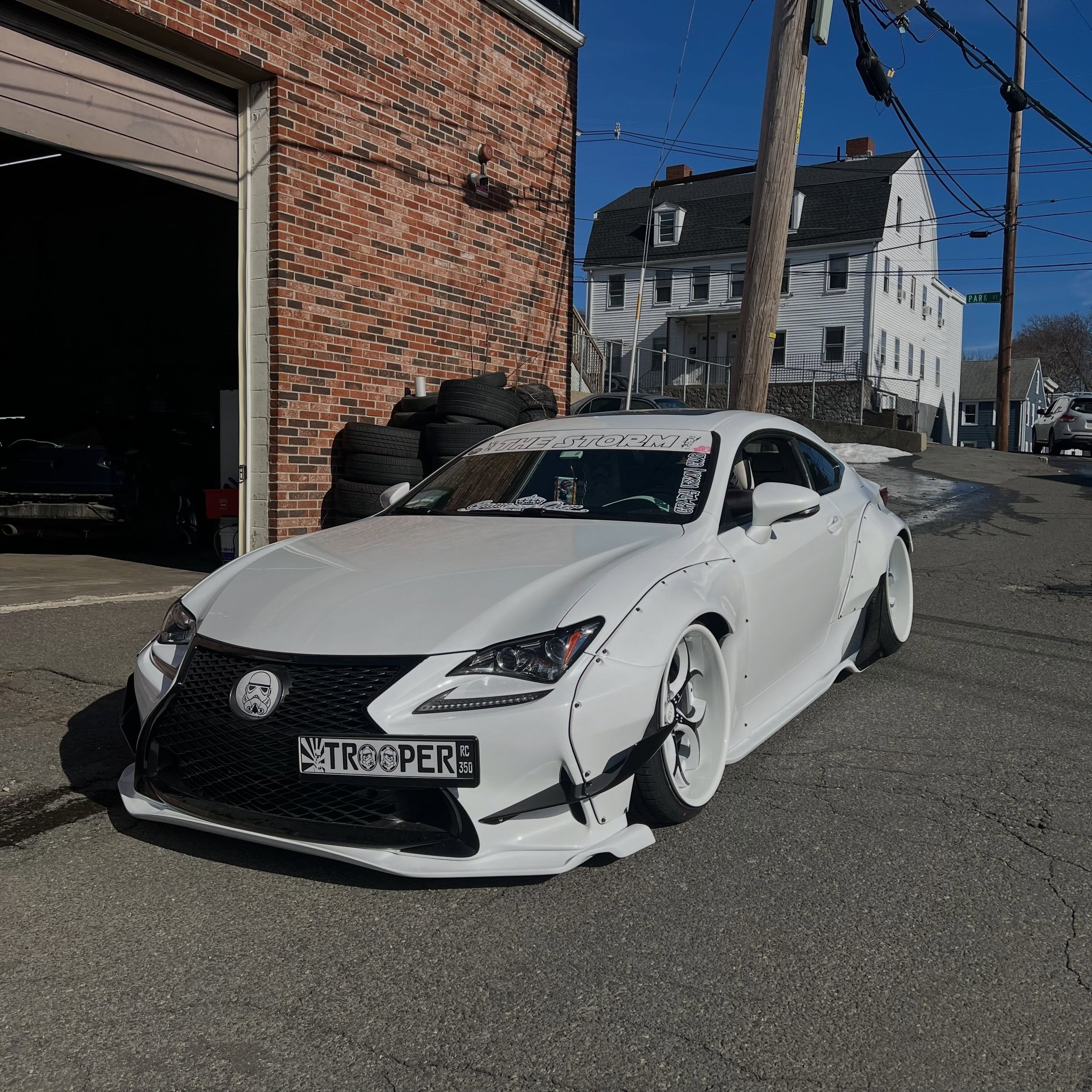 Widebody install on this Lexus rc350 with custom wheels built by @jtpwheels for the build 👌🏽👌🏽