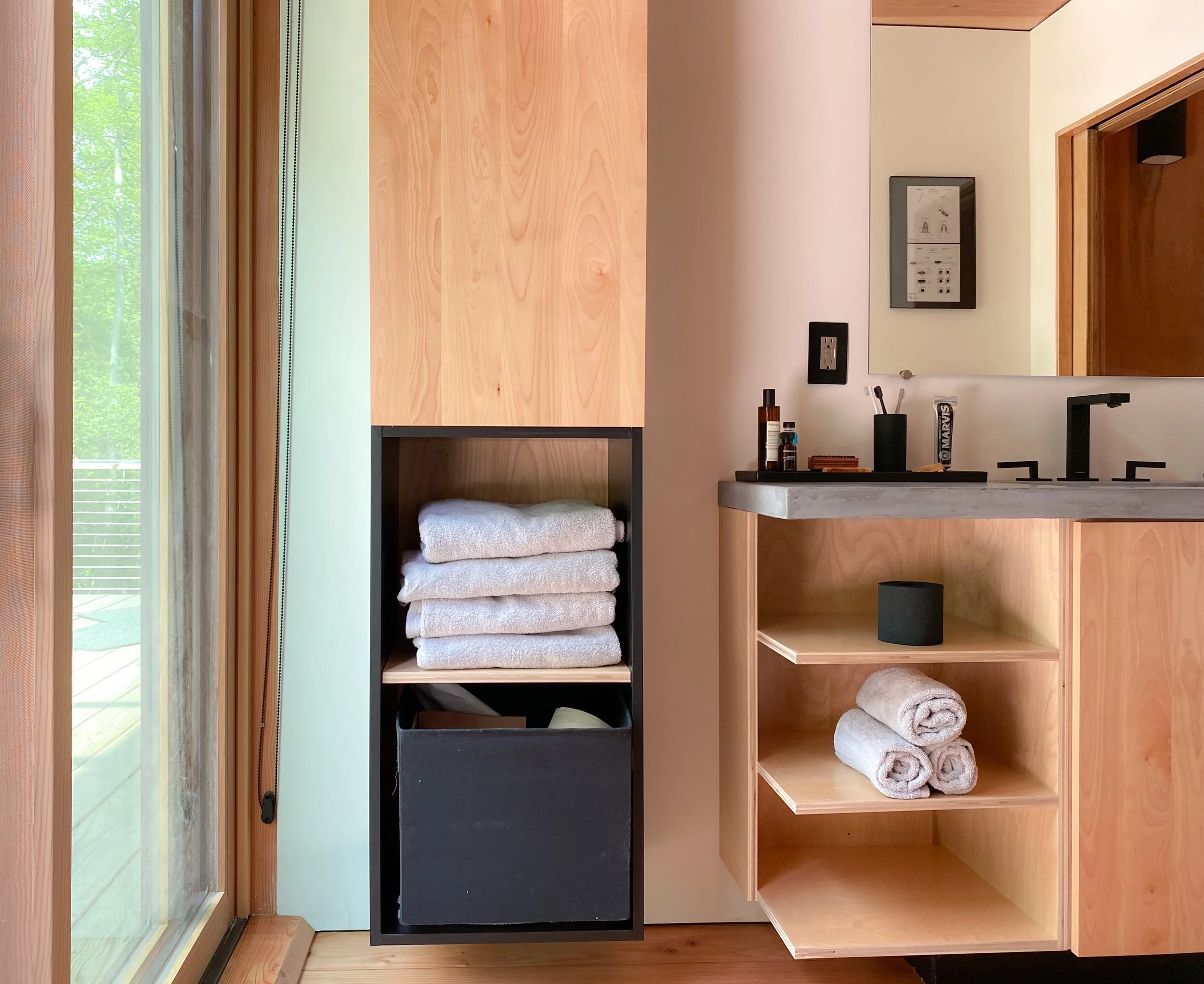 PELLEGRINO, ERIN_The Shop_Chilmark, MA (Martha_s Vineyard)_2020_Bathroom_02.jpg