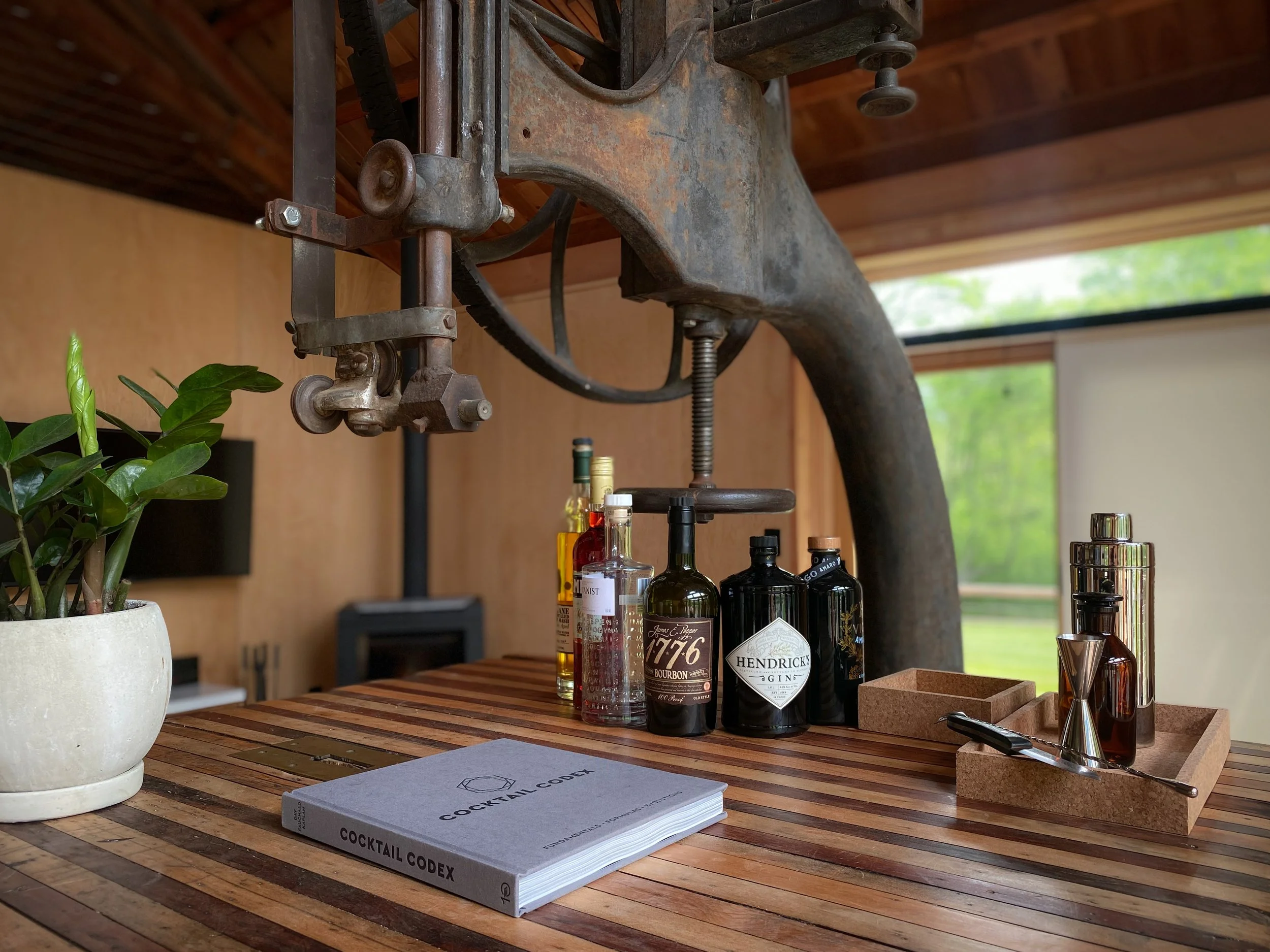 PELLEGRINO, ERIN_The Shop_Chilmark, MA (Martha_s Vineyard)_2020_Bar_02.jpg