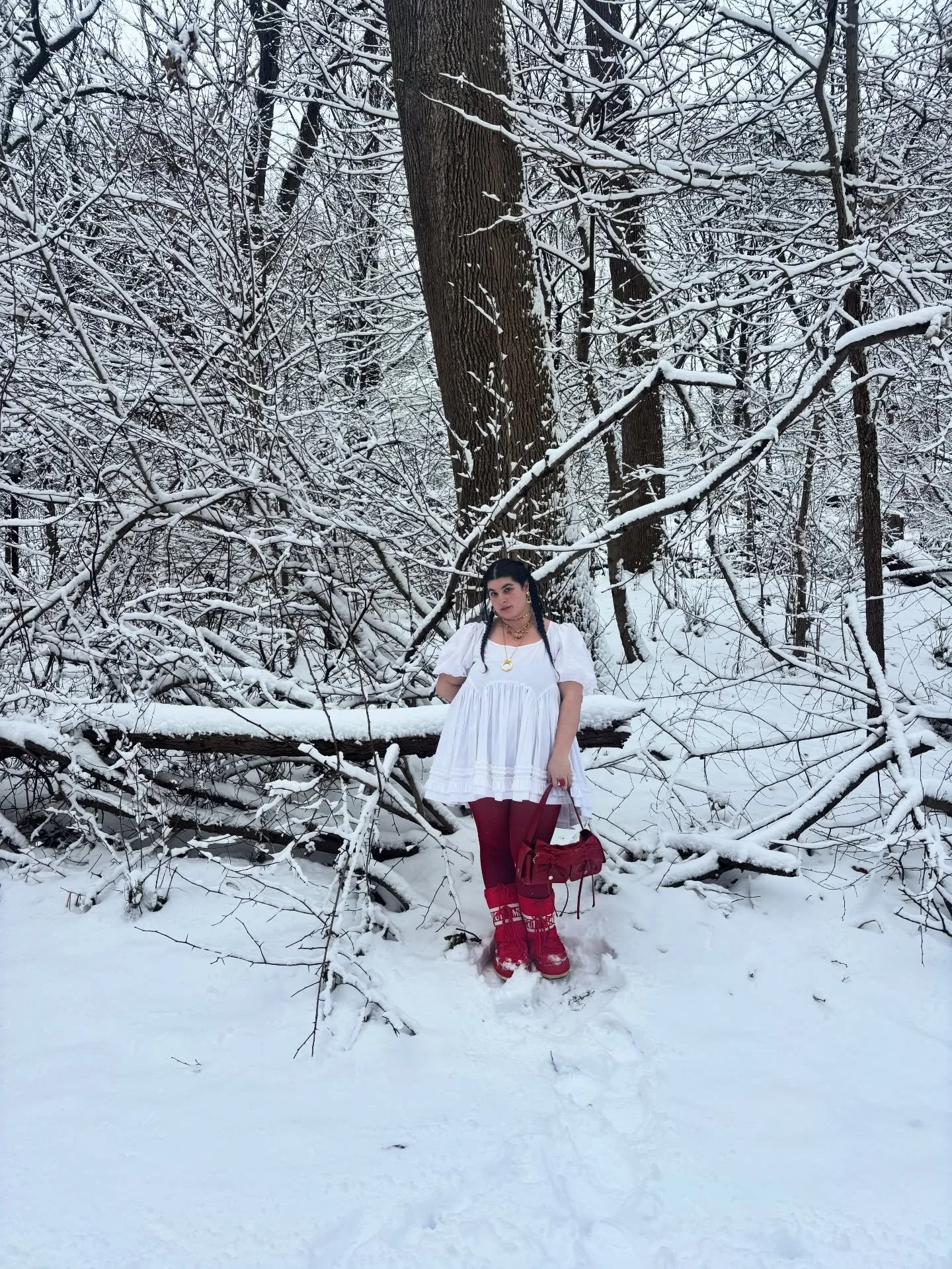 just a train ride away from tall buildings and everything 🏙️💕