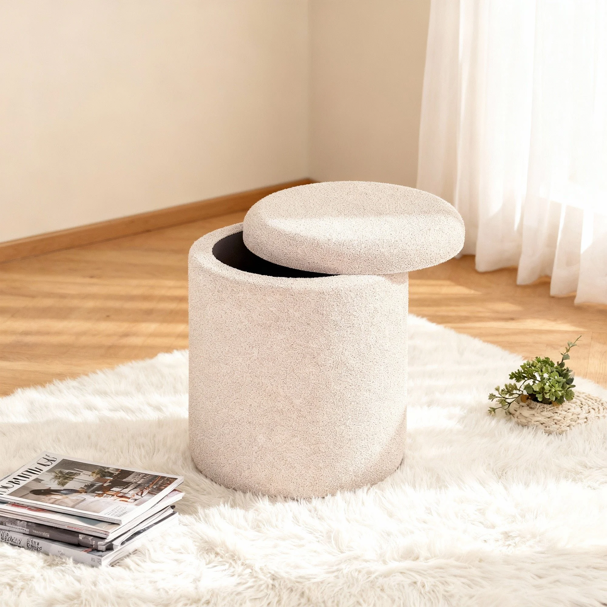 Lambswool_Storage_Stool_b4bdd05a-efb9-4448-acf1-dbdda3aa7638.jpg