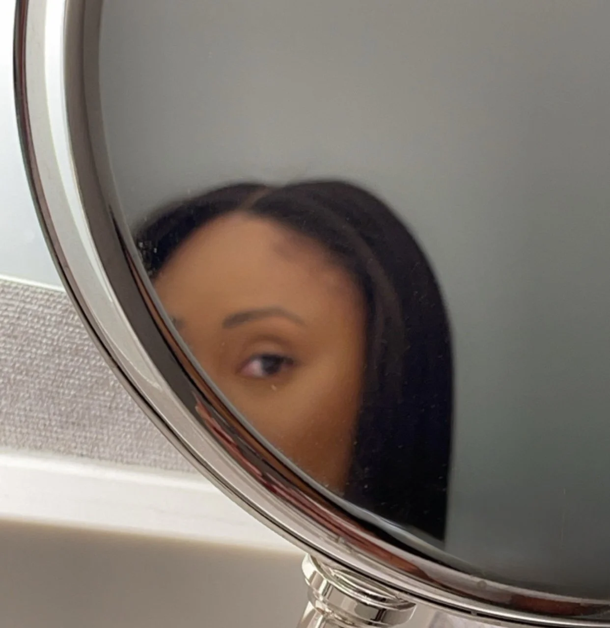 🪞”Naked and Afraid: Social Anxiety’s Body Image Plot Twist”