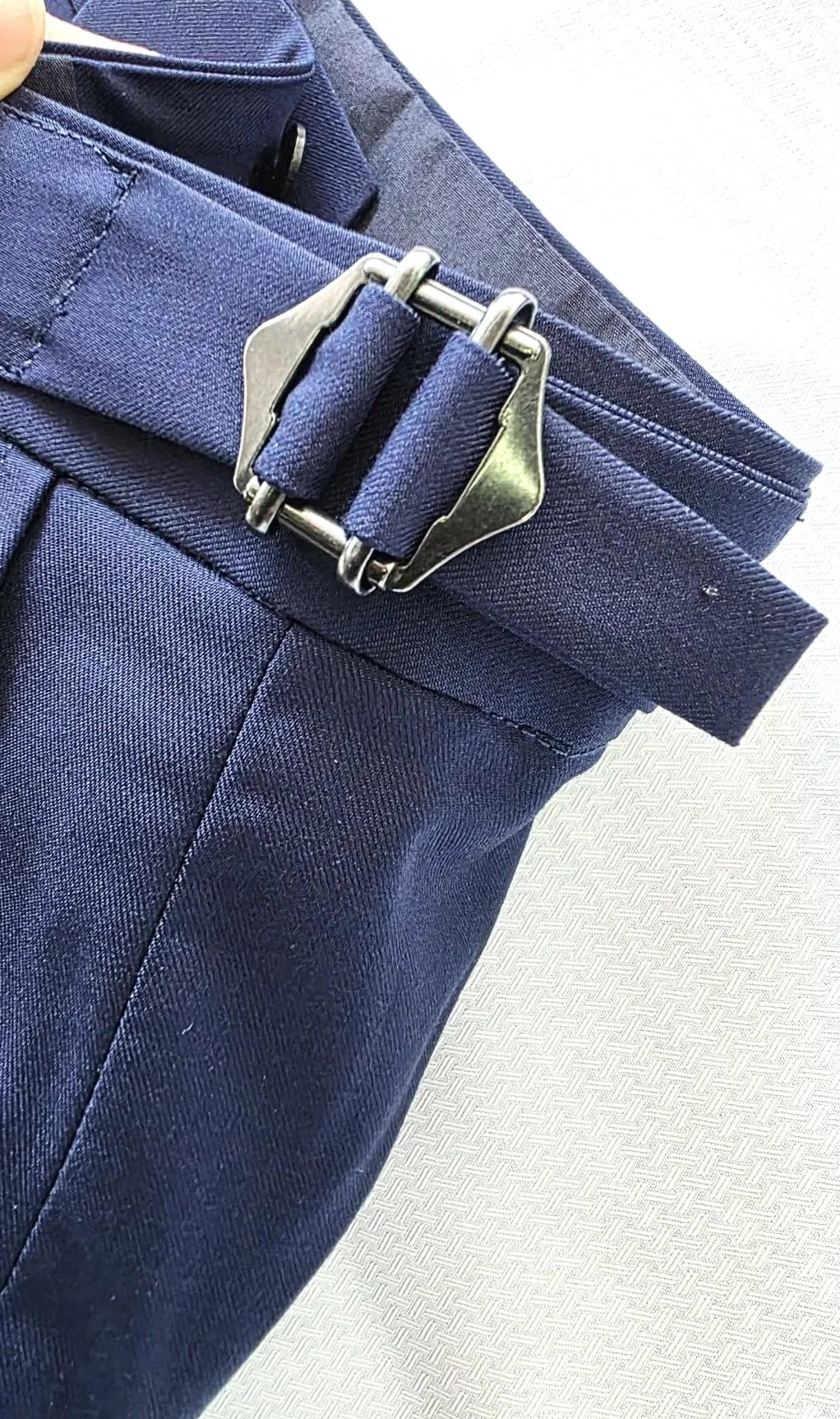 BUCKLE SUIT TROUSER