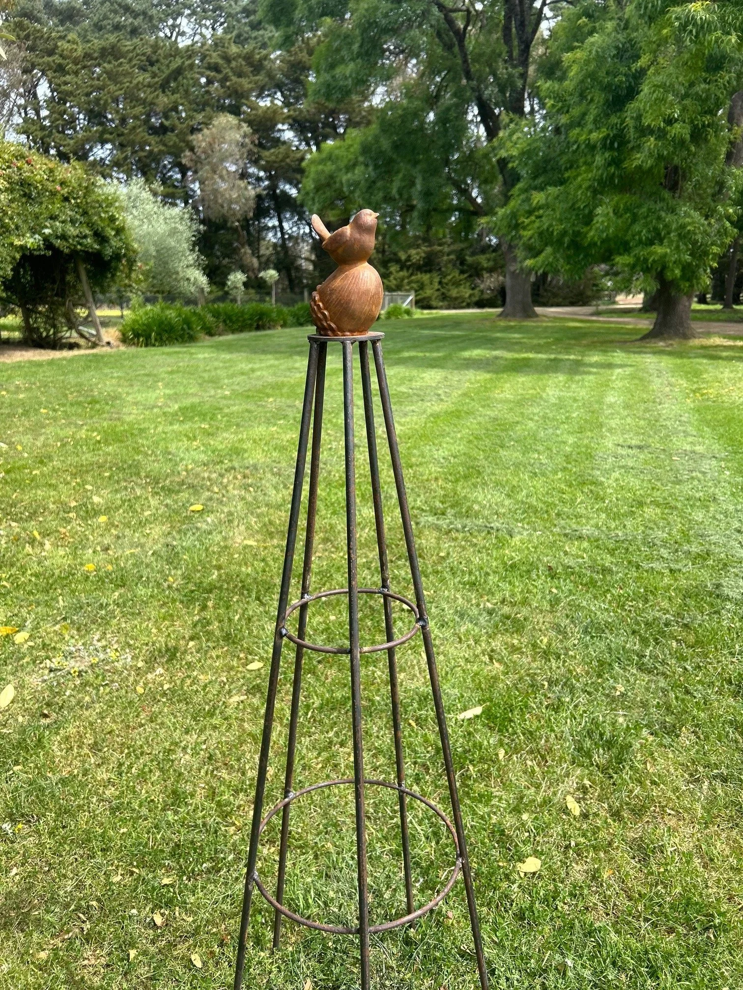 Little Birdy on an Acorn