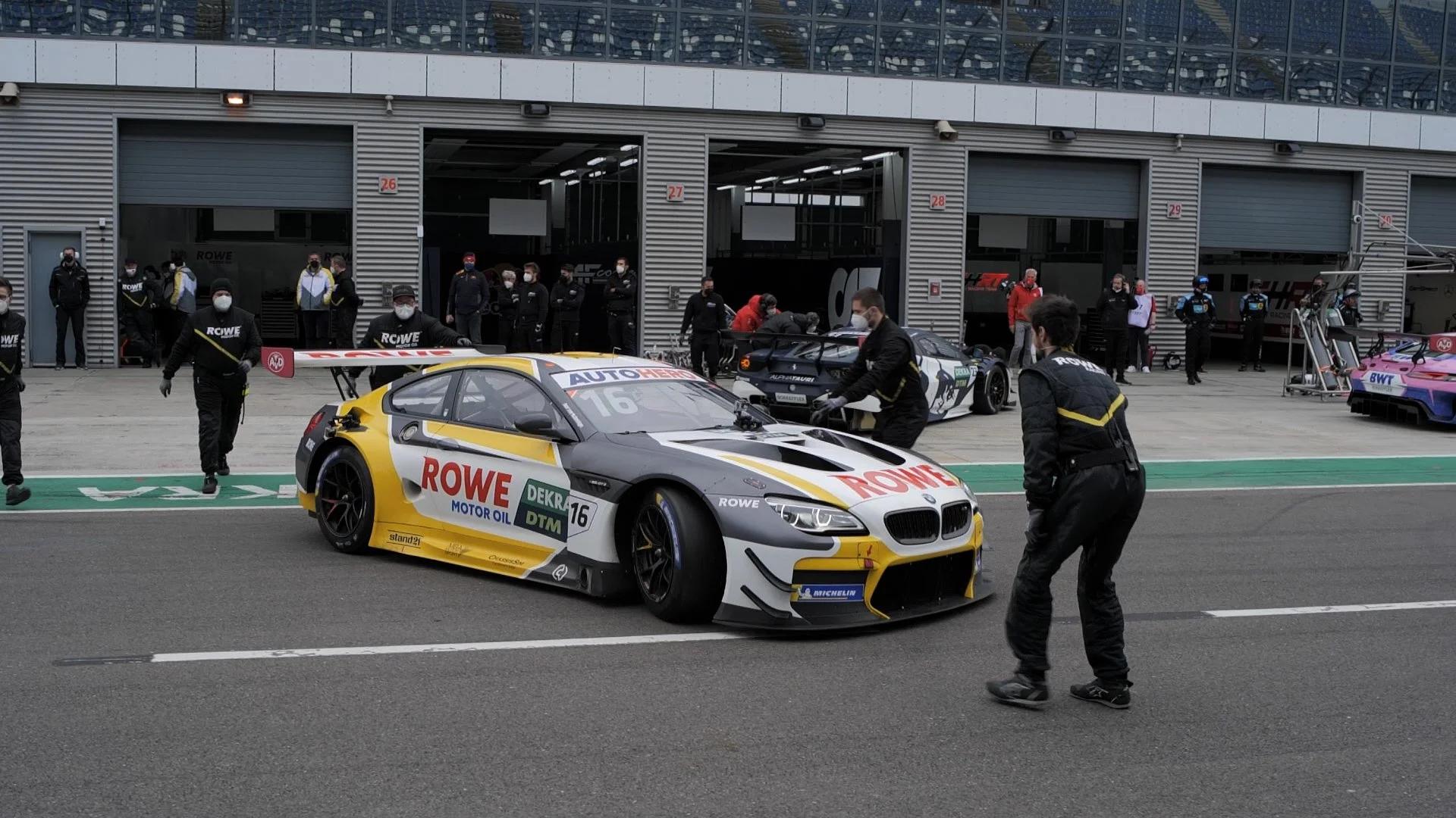 1920x1080 25fps Main Edit.00_01_41_00.Standbild005.jpg