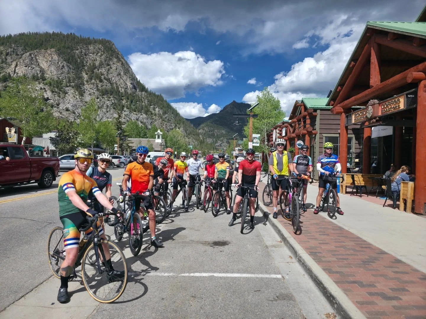 This week was not about numbers.

It was about what the numbers reveal.

Thursday Night Thunder.
Saturday Social.
Sunday gravel.
Sunday mountain bike.
Kit deliveries.
New routes.
New hosts.
New ways to show up.

All told, somewhere around 40+ people 