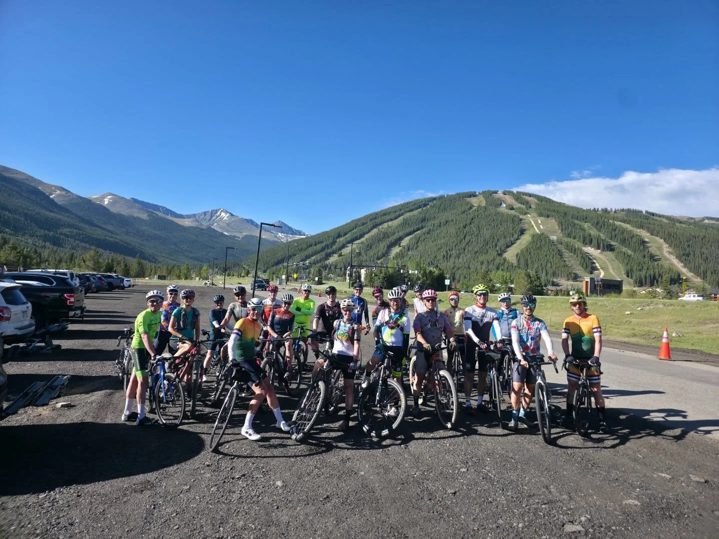 30 riders.
3 rides.
1 day.

Saturday was the biggest Spoke ride day yet.

What started as one idea in the chat became a road ride, a dirt ride, SAG support, and a Saturday Social all happening on the same morning.

15 riders took on the Copper Triang