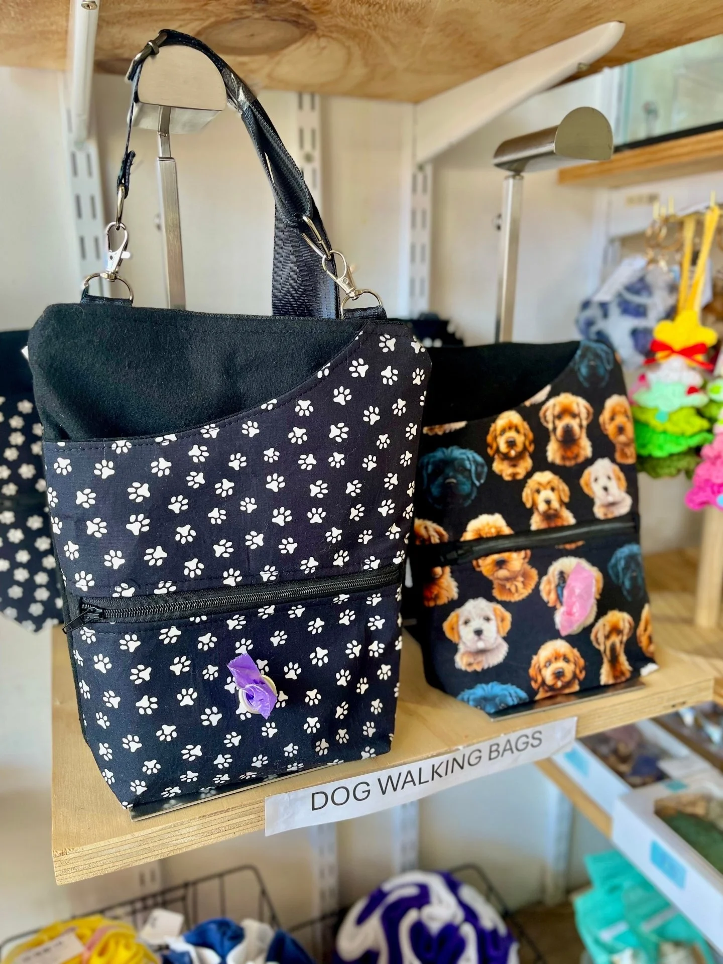 🐶 Doggy Delish 🐾
Handmade dog walking/treat bags filled with drool-worthy goodies your pup will love 🦴✨
Perfect for spoiling your furry friend or gifting to a dog lover 💛
*
*
*
*
*
*
#DoggyDelish #DogLovers #DogTreats #HandmadeTreats #SpoilYourDo