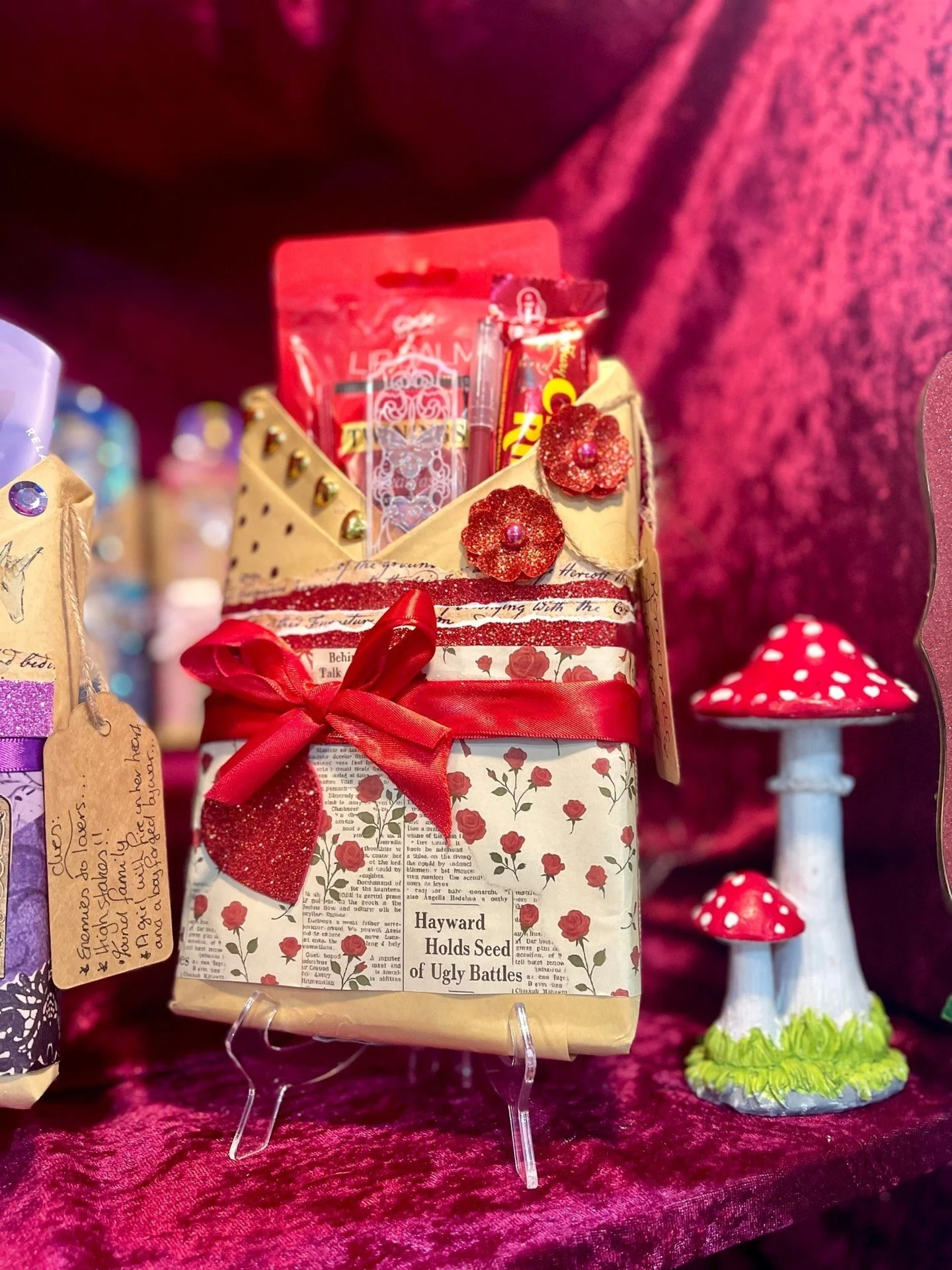 Looking for love this Valentine&rsquo;s Day? 💘📖
Try a Blind Date With a Book from Monique&rsquo;s Mystic Services at Market Fair Ferntree Gully ✨
*
*
*
*
*
#Valentines #LoveIsInTheAir #Cupid #Heartfelt #Romance #BeMine #ValentinesGifts #Sweetheart 