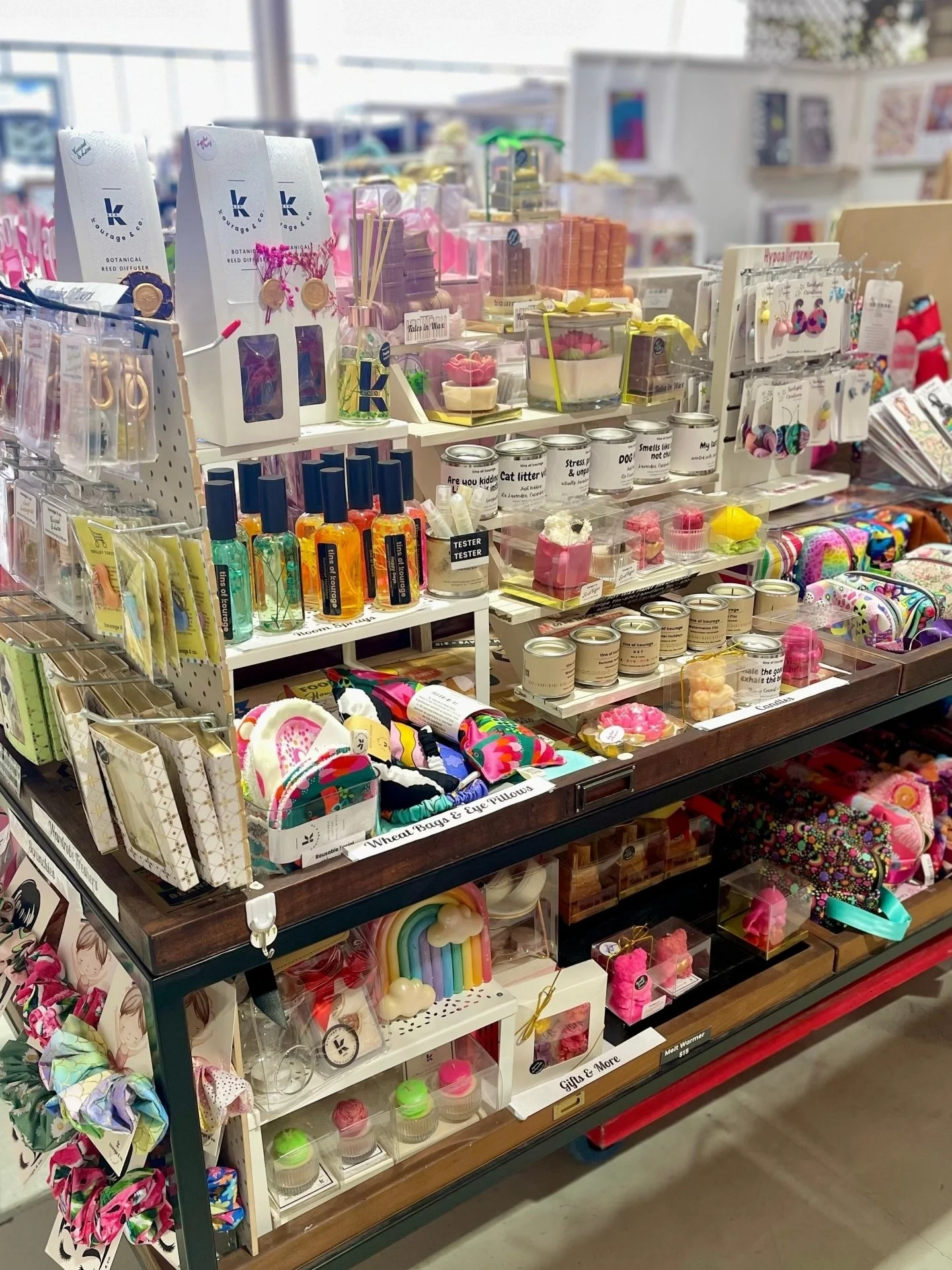 Handmade with care and made to be gifted ✨
From beautifully crafted candles to thoughtful handmade pieces, this stall is full of finds that make the perfect present 🎁 

*
*
*
*
*
#handmade #handmadegifts #handmadebusiness #handmadewithlove #handmade