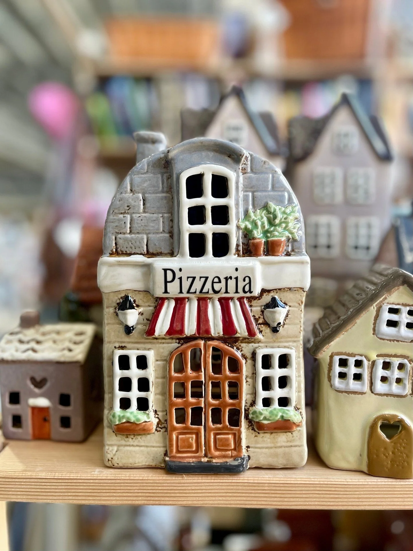 🏠✨Curated with Charm and ready for your space!
Daughters Den at our Ferntree Gully store has the sweetest collection of tea light houses!

Come check them out in store today.
*
*
*
*
*
#vintagestore #thingstodoinmelbourne #thrifting #circularfashion