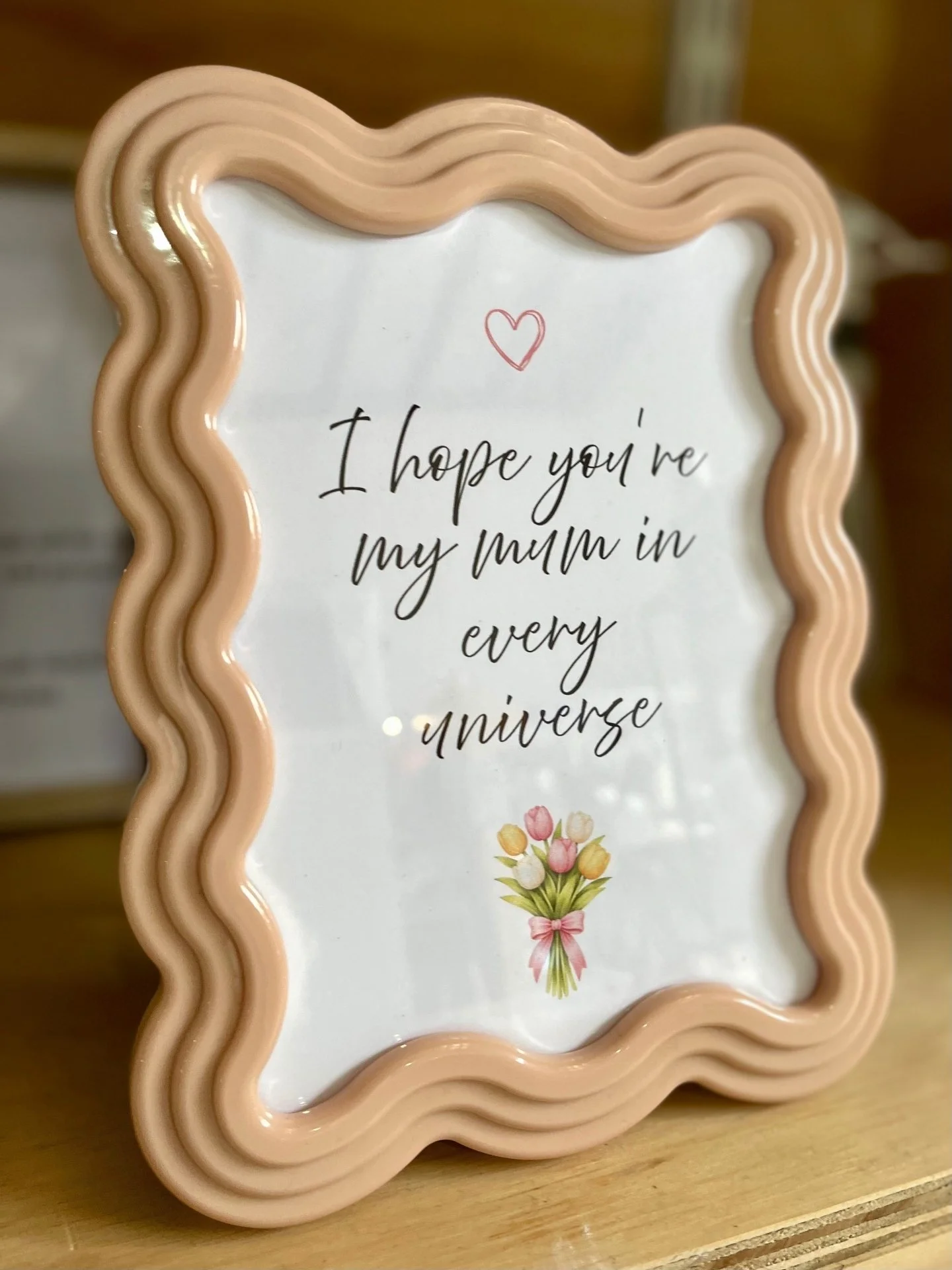 Treat Mum to something special this Mothers' Day, something to cherish forever 💞🖼️
*
*
*
*
*
#melbournemarket #indoormarket #marketfair #mothersday #mum #gifts #giftsforher #special #vintage #handmadetreasures #smallbusiness #local