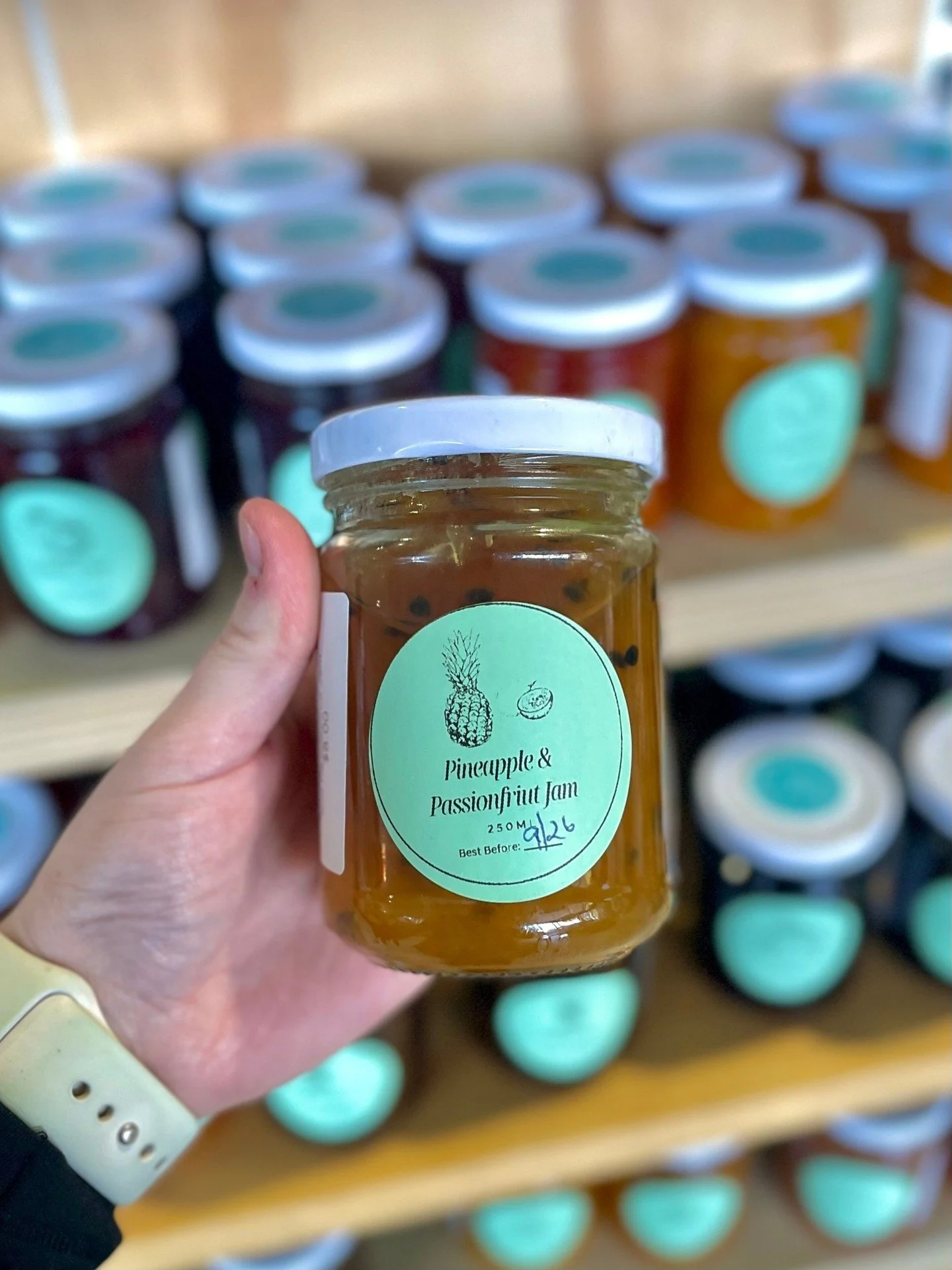 For the mums who love the little rituals 🍓
Slow breakfasts, fresh toast, and something sweet made with care.

This handmade jam is a simple but thoughtful Mother&rsquo;s Day gift, the kind to be used and enjoyed, one spoonful at a time. 
*
*
*
*
*
#