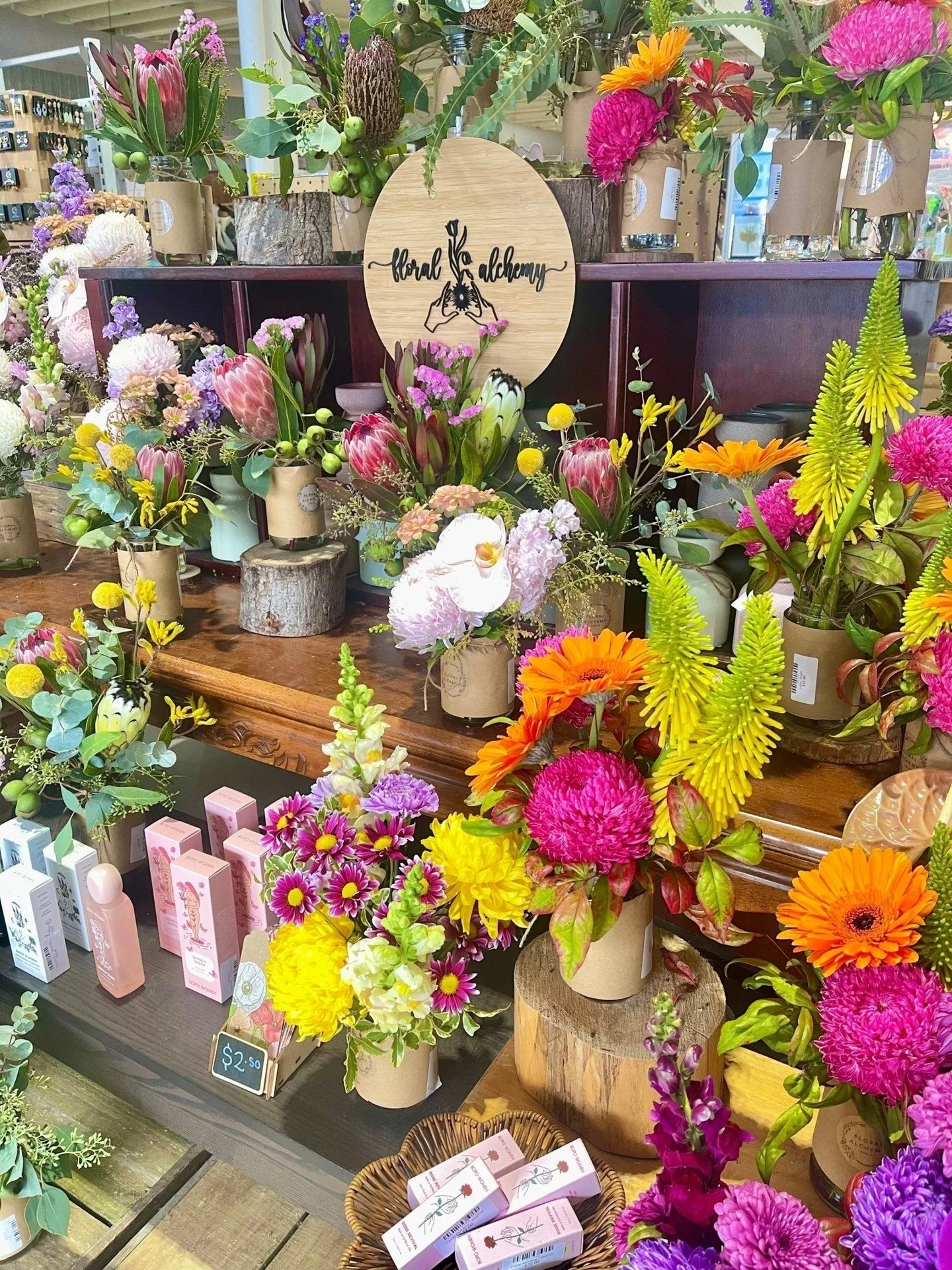 Make Mum&rsquo;s day this Mother's Day 🌸 
Bright blooms, soft pastels or beautiful native bouquets, the perfect last-minute Mother&rsquo;s Day gift is waiting at Market Fair. 💐

Shop this stunning range in store at Market Fair Ferntree Gully! Flowe