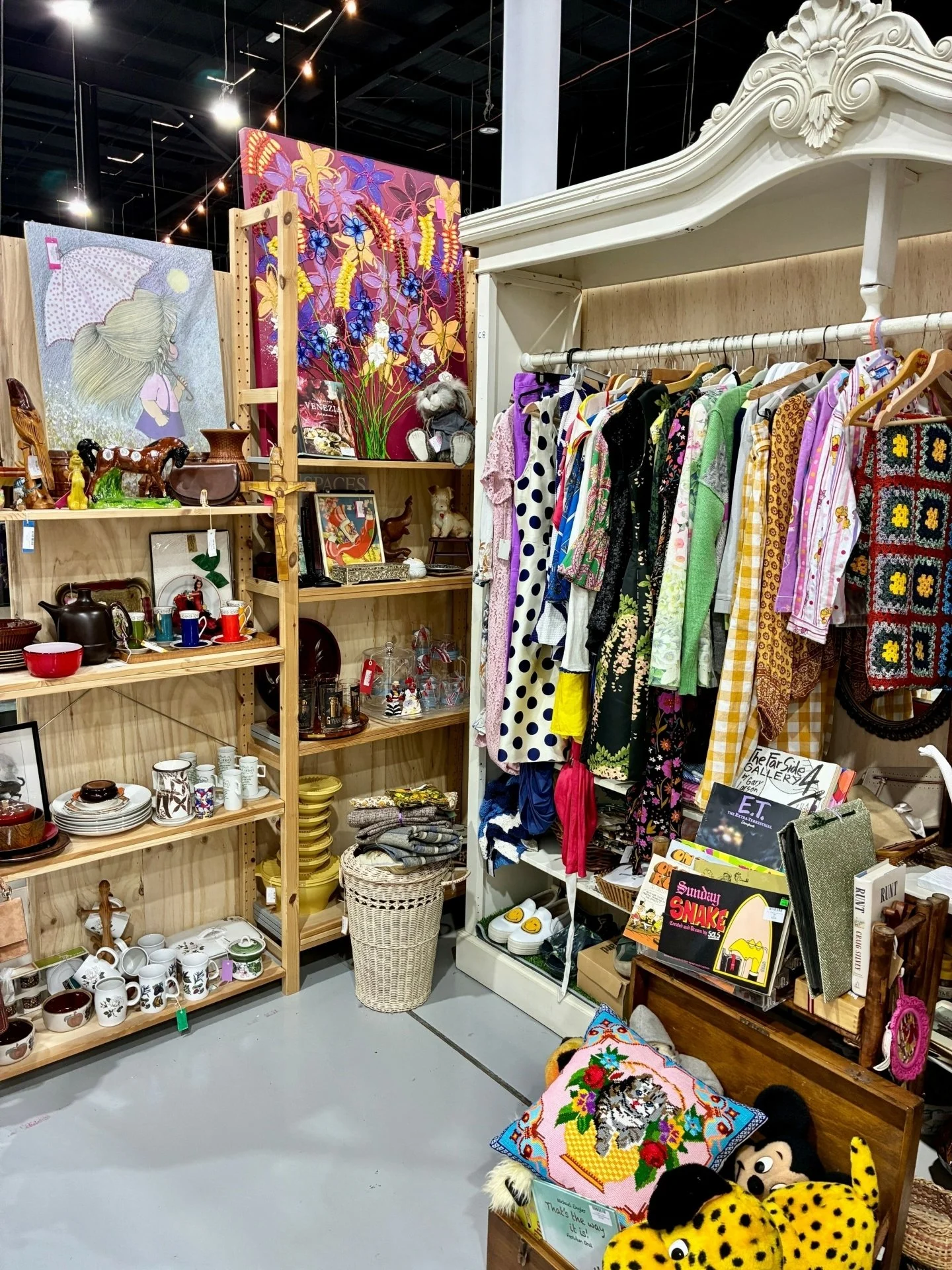 Vintage treasures, timeless finds ✨
From retro homewares to classic fashion pieces, there&rsquo;s always something waiting to be discovered at Market Fair Preston 🤎
*
*
*
*
*
#furnitureupcycle #furnitures #upcycling #upcycledfurniture #upcyclefurnit