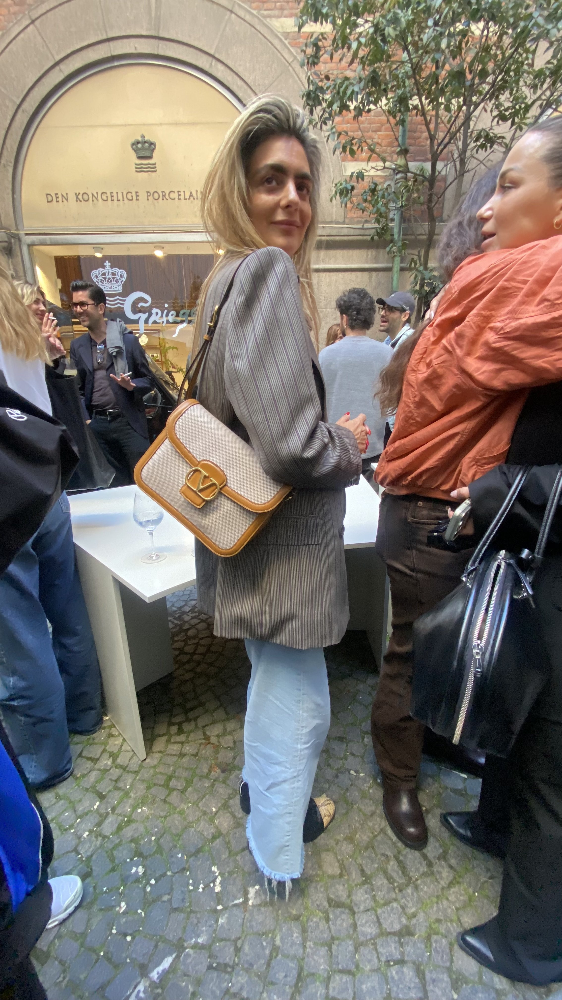 image00014.jpeg