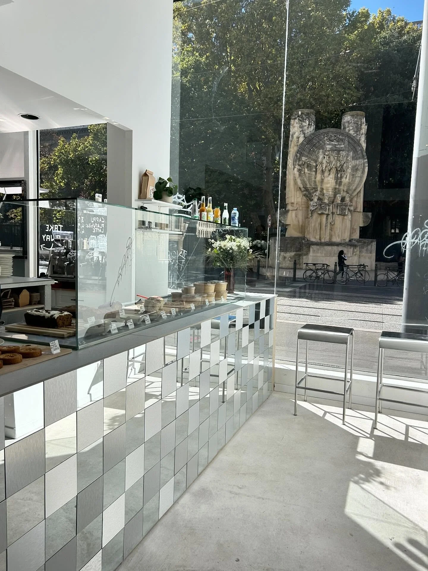 BERAW - 🟠  Ce sont les d&eacute;tails qui font vivre un lieu.