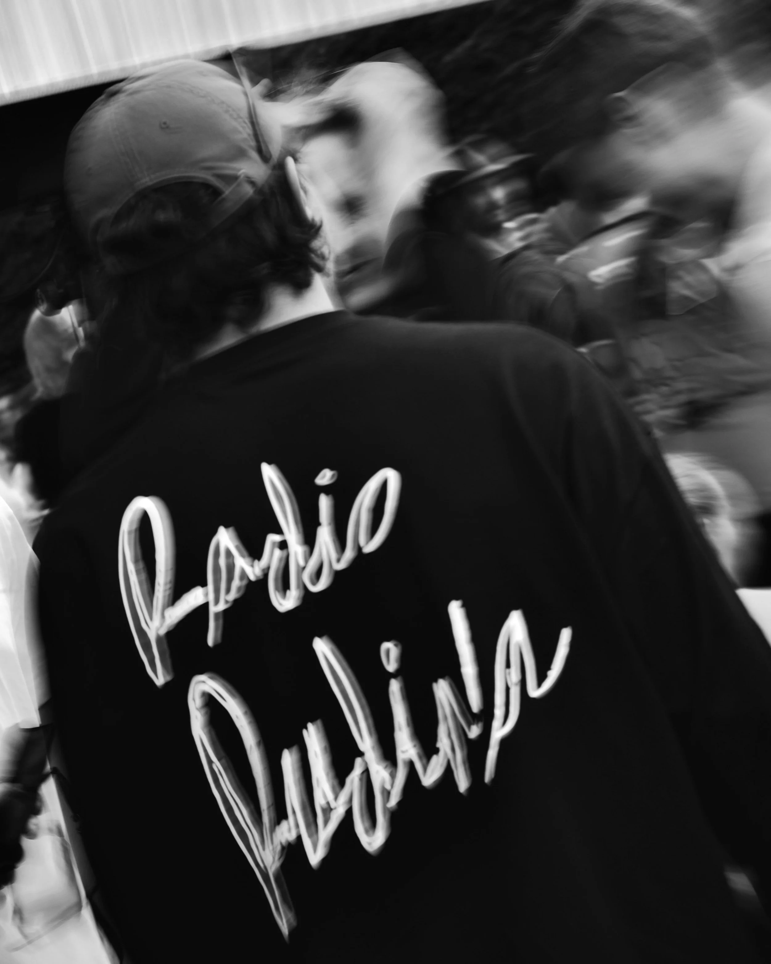 Rudina Longsleeve.jpg