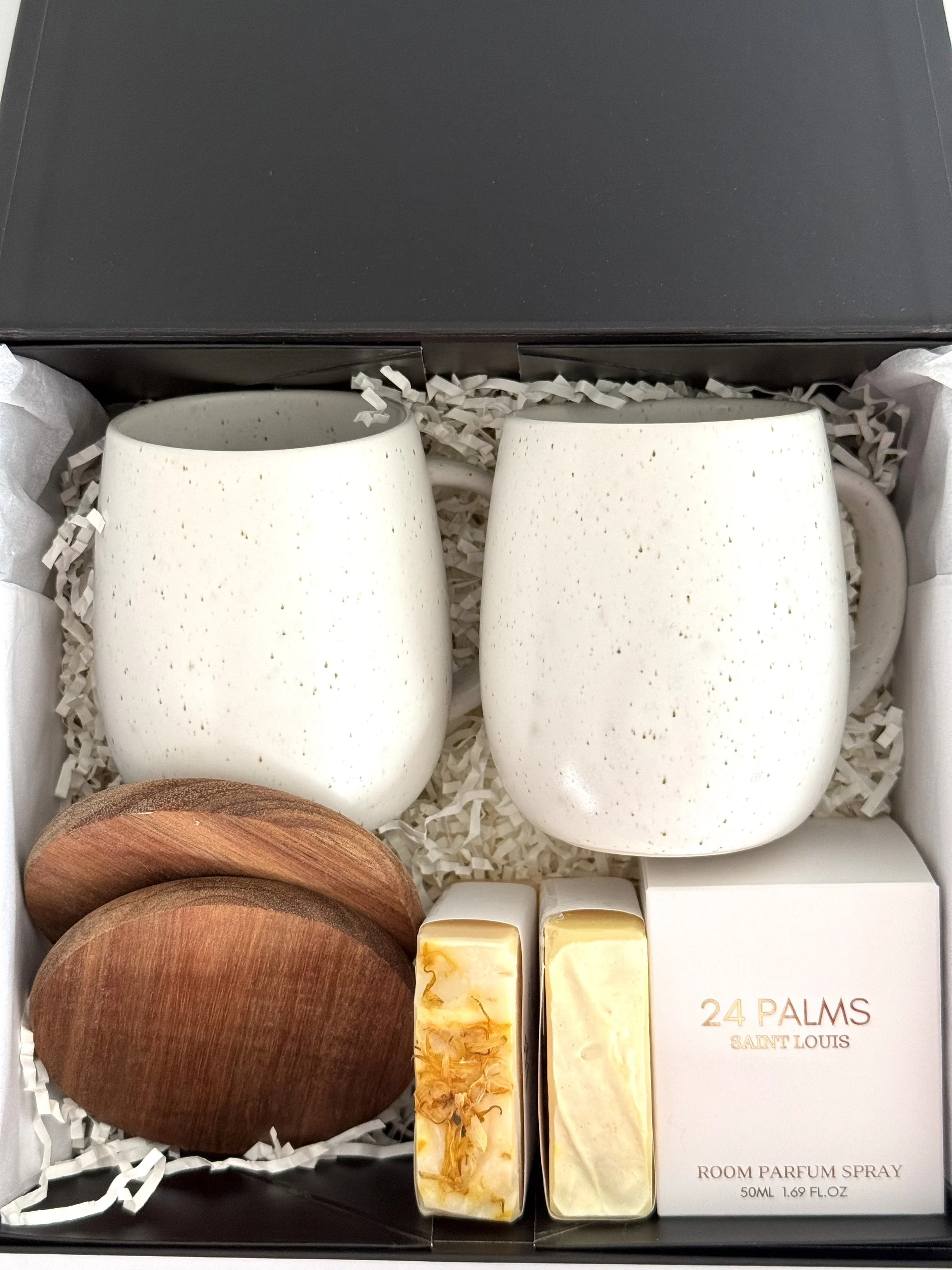 The Elite Gift Box (6).JPG