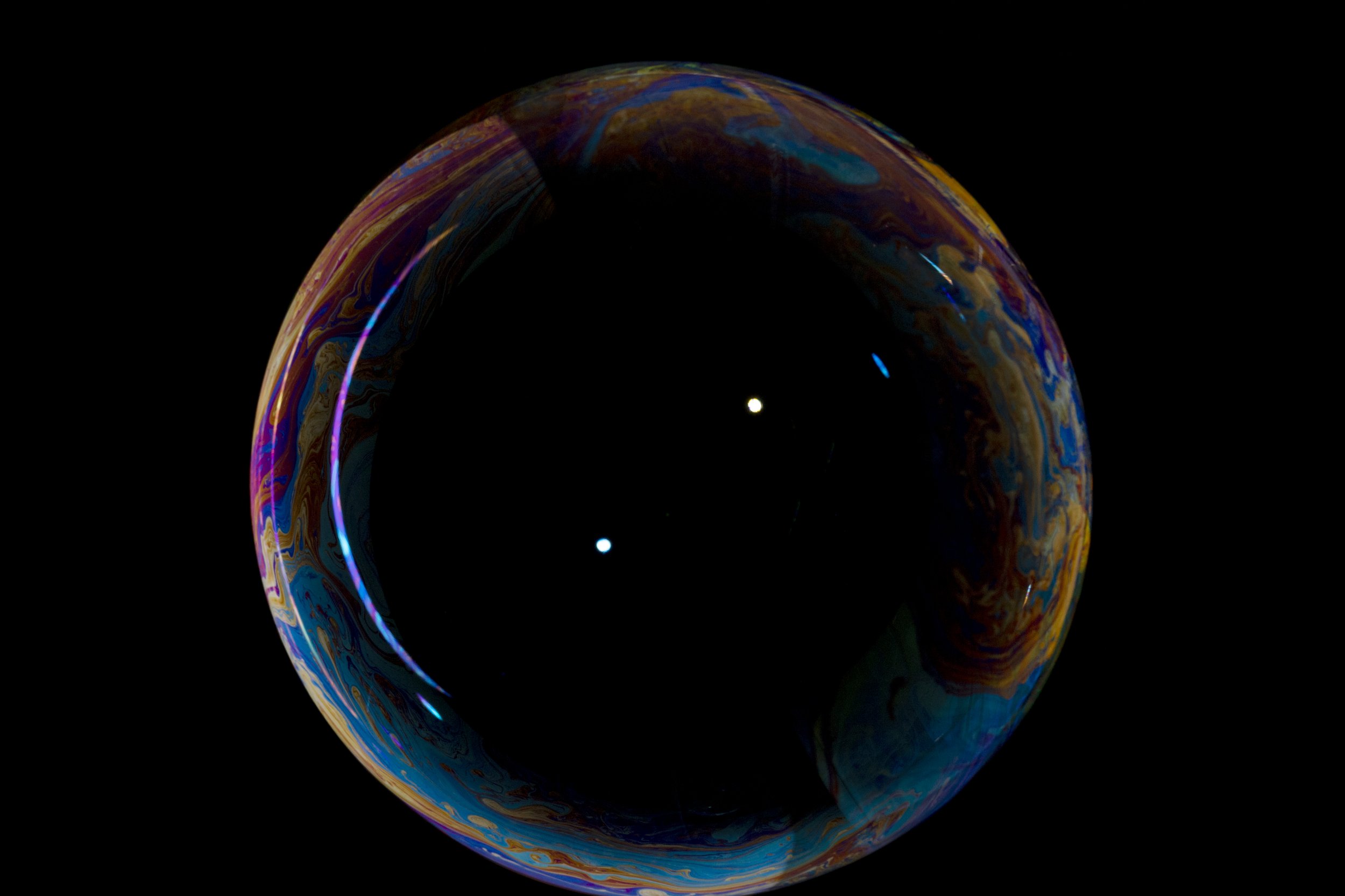 bulles-sur-fond-noir.jpg