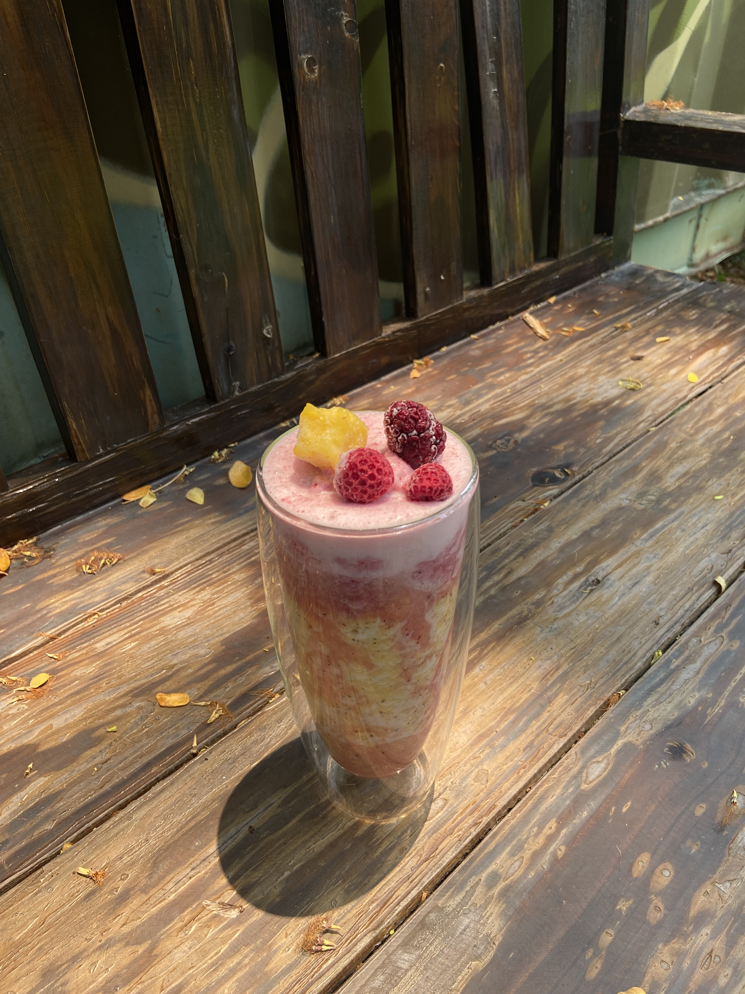 Mango Mixed Berry Protein Smoothie