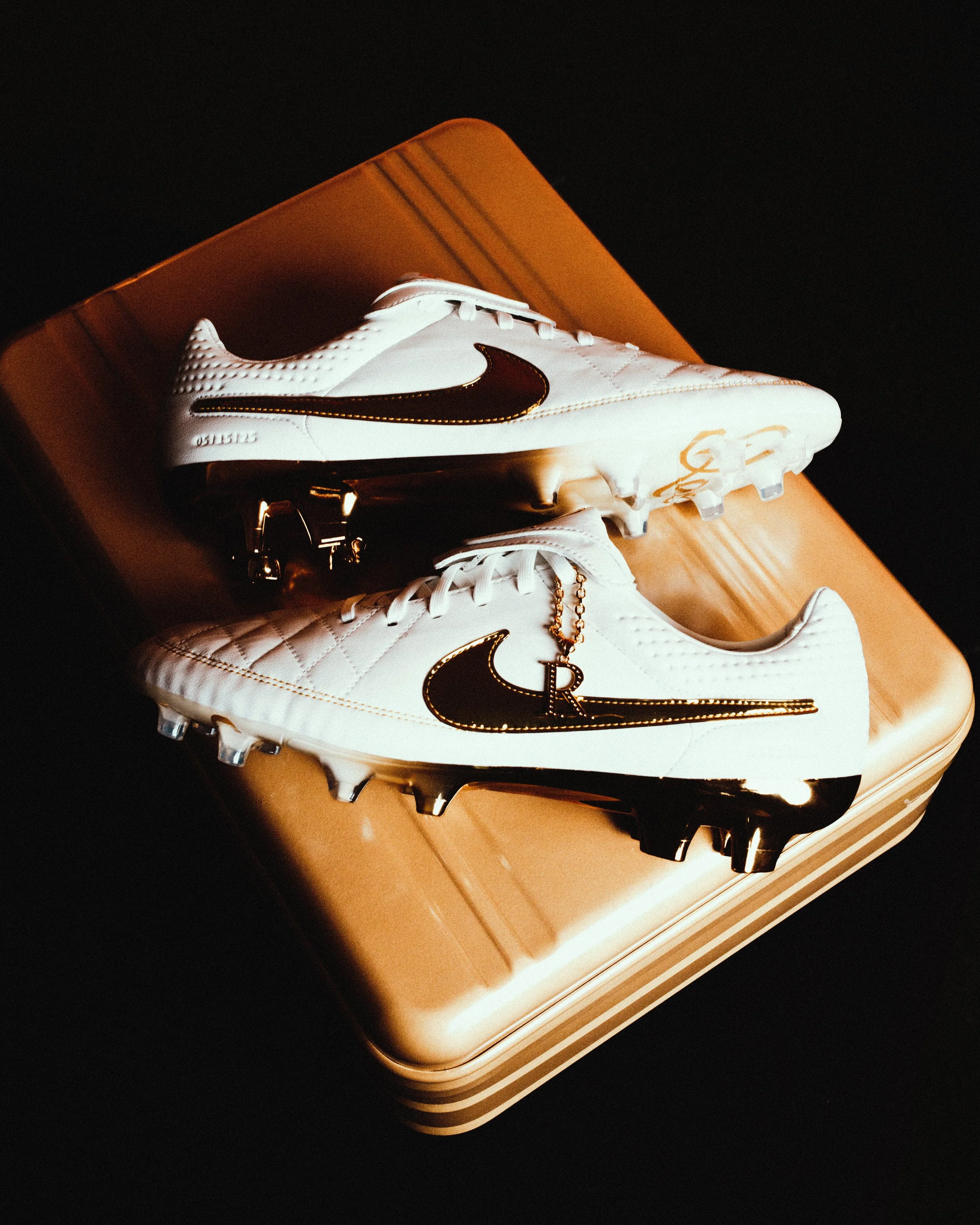 Nike_Tiempo_Touch_of_Gold-7.jpg