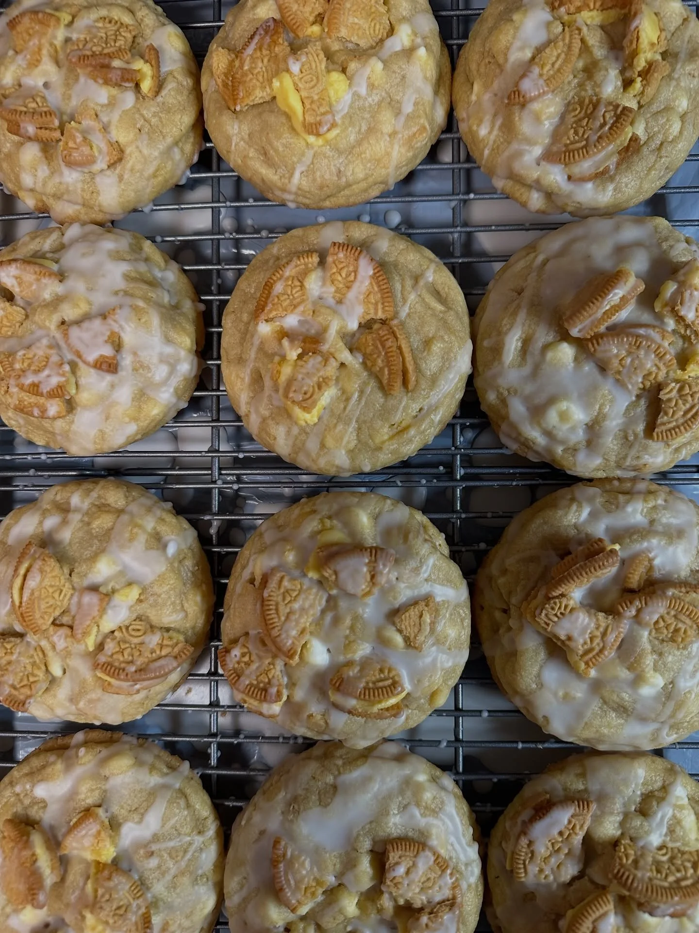 🤗 meet us saturday 3.21 at 12p to grab some cookies 
📍 1200 w. 35th street [parking lot] 
🍪 secure tour flavors at richcookiebites.com 

&mdash; 

#gourmetcookies #cookies #richcookiebites #RICHCookieJunkie #cookiesofig