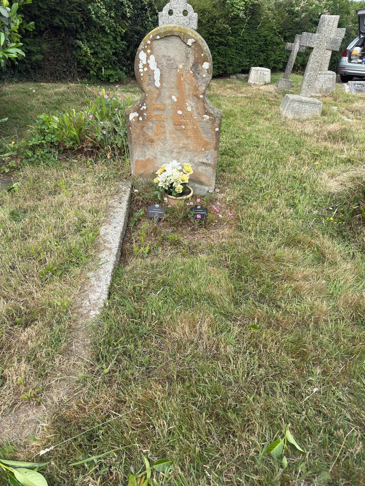 A collection of grave restorations from the last few weeks 🥰