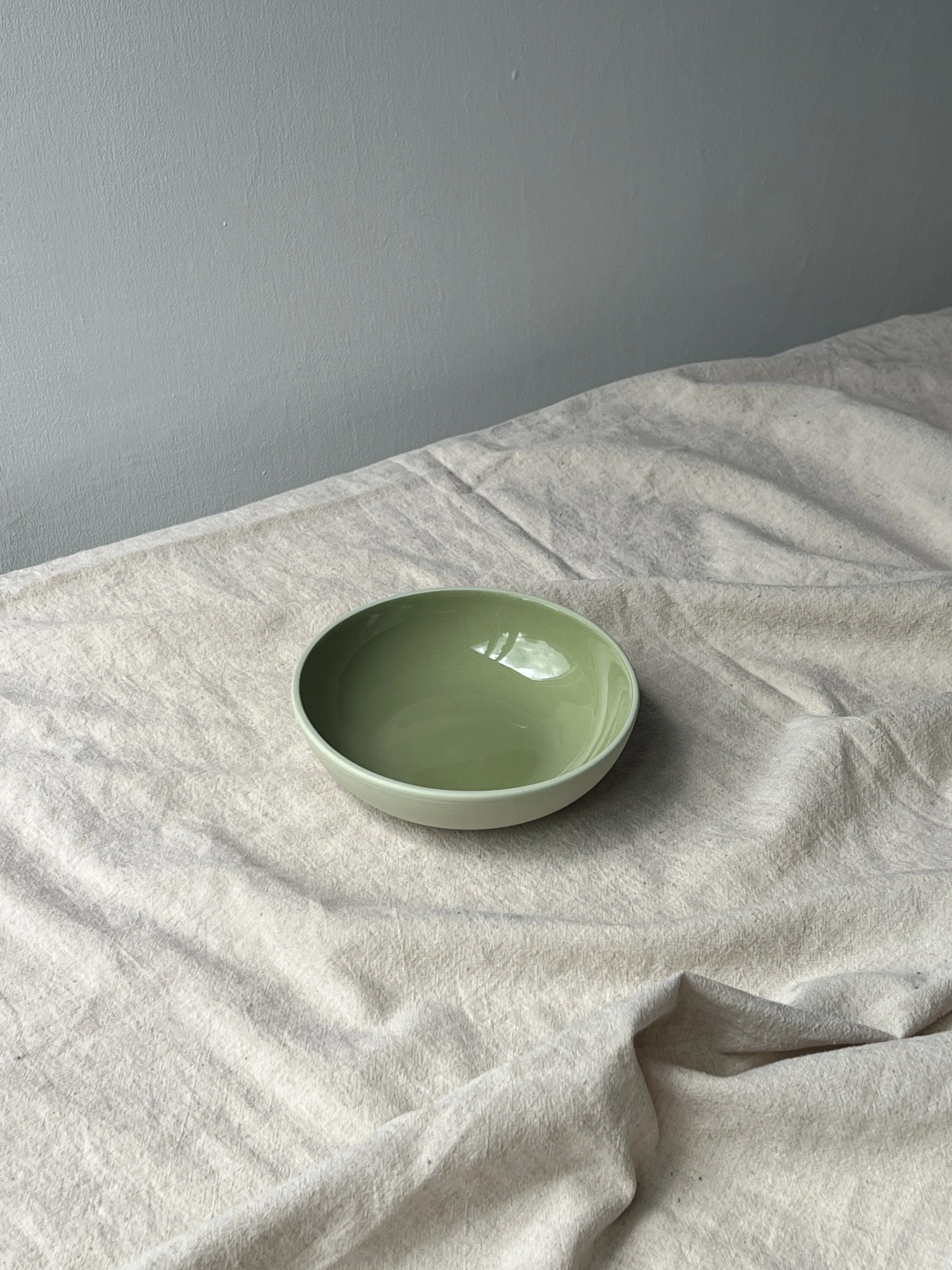 Bowl - Apple