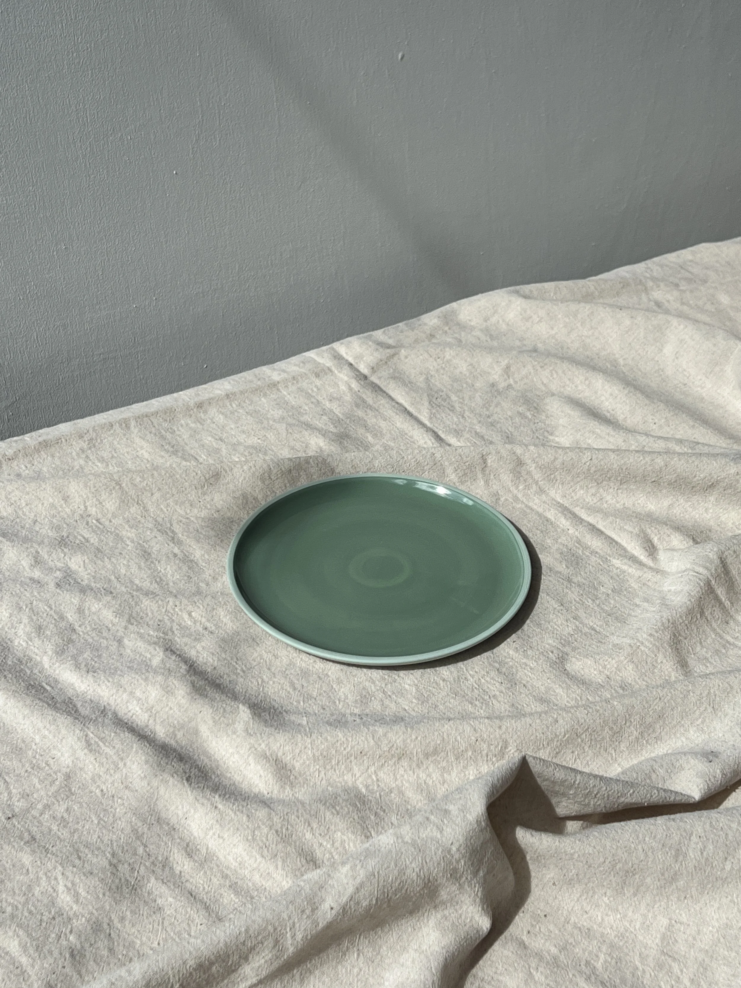 Plate - Pistachio