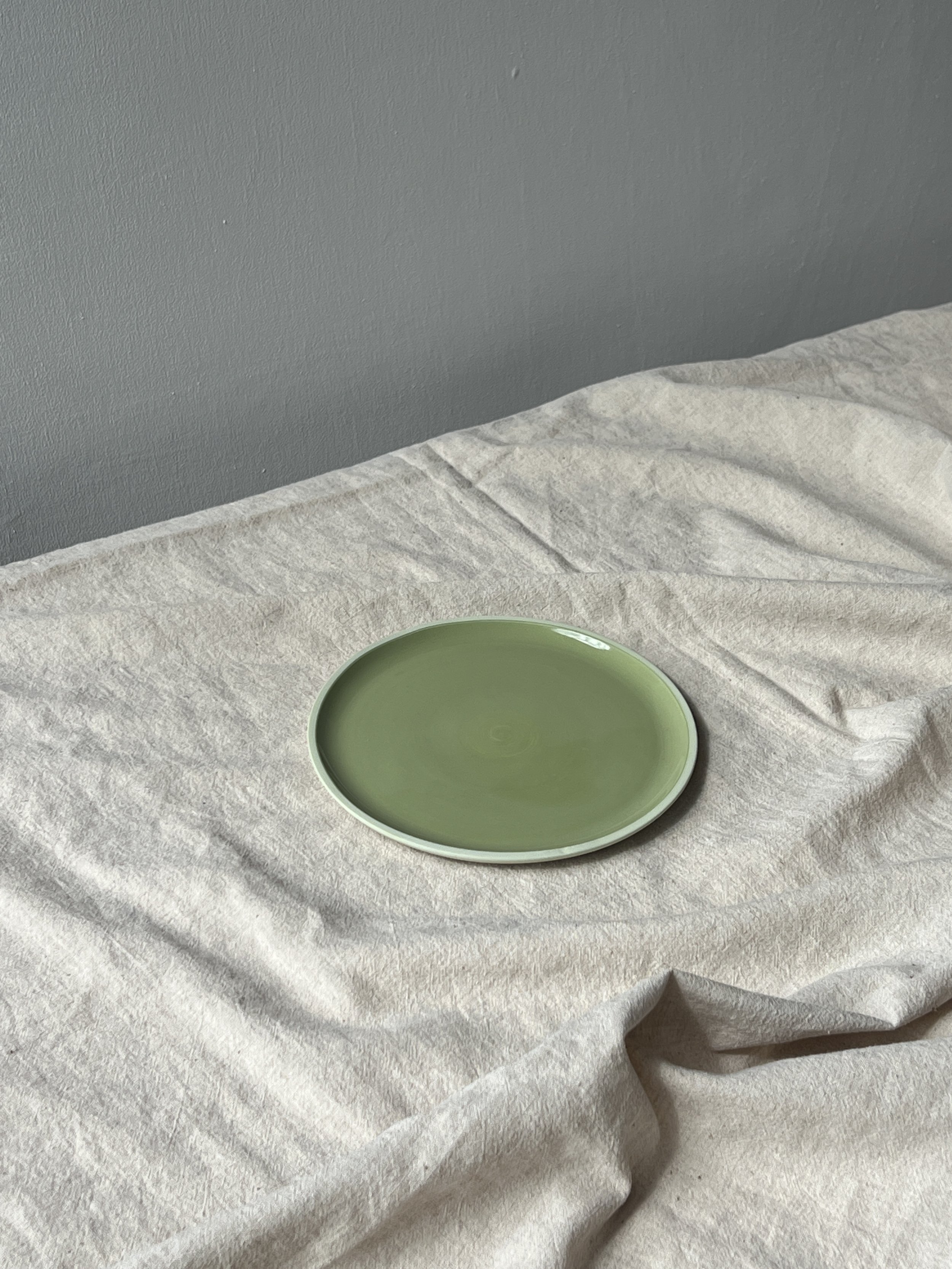 Plate - Apple