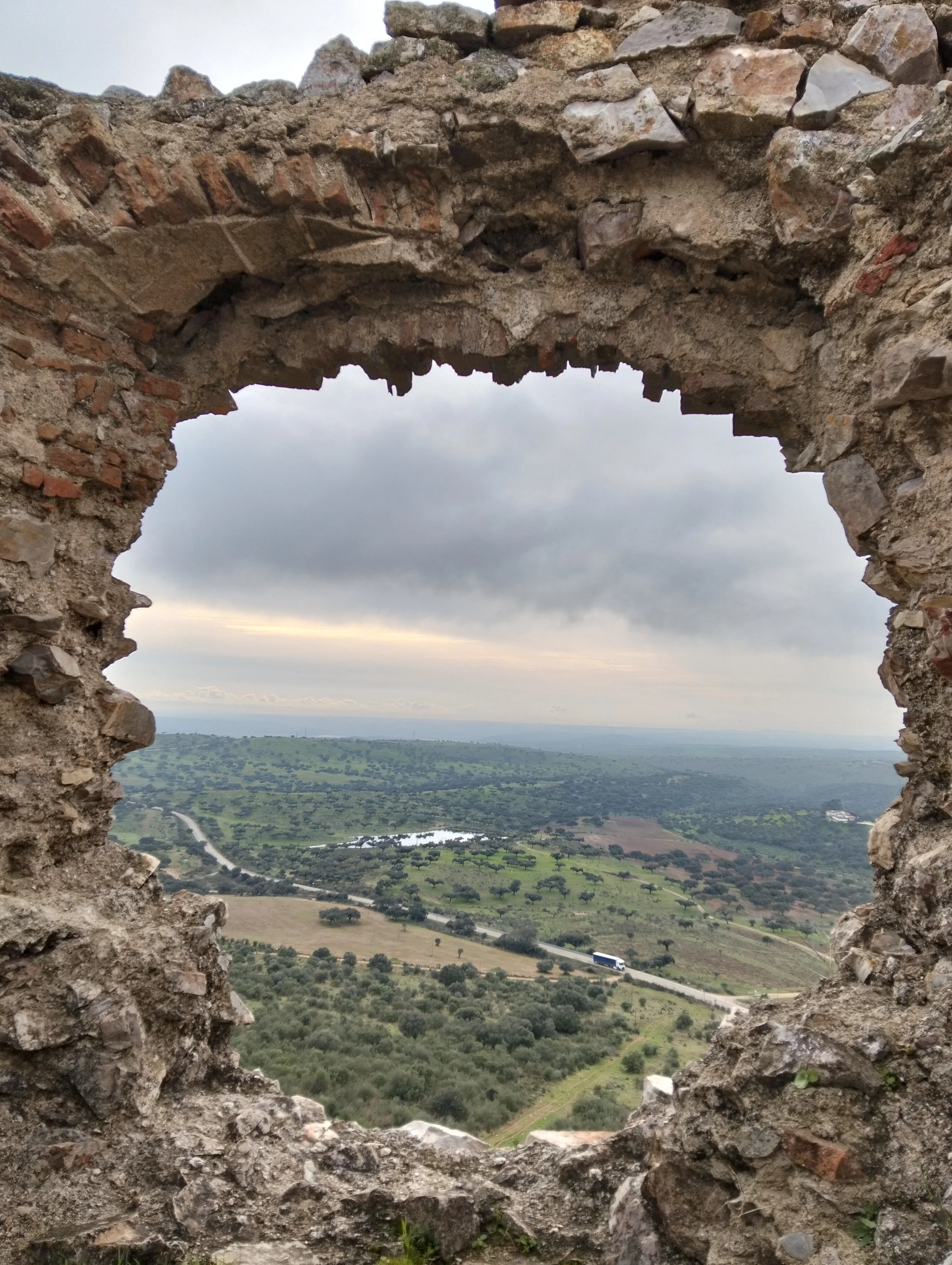 Culxeo finaliza su colaboración con la datación de varias fases constructivas del Castillo de Marmionda (Portezuelo, Cáceres)