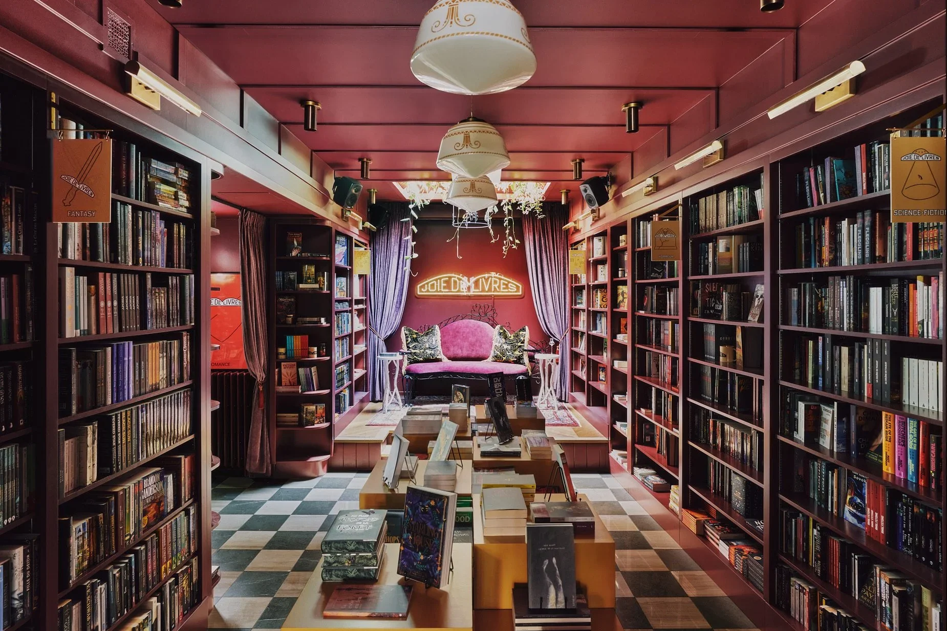 Luke Havekes Design             Mile End Bookstore