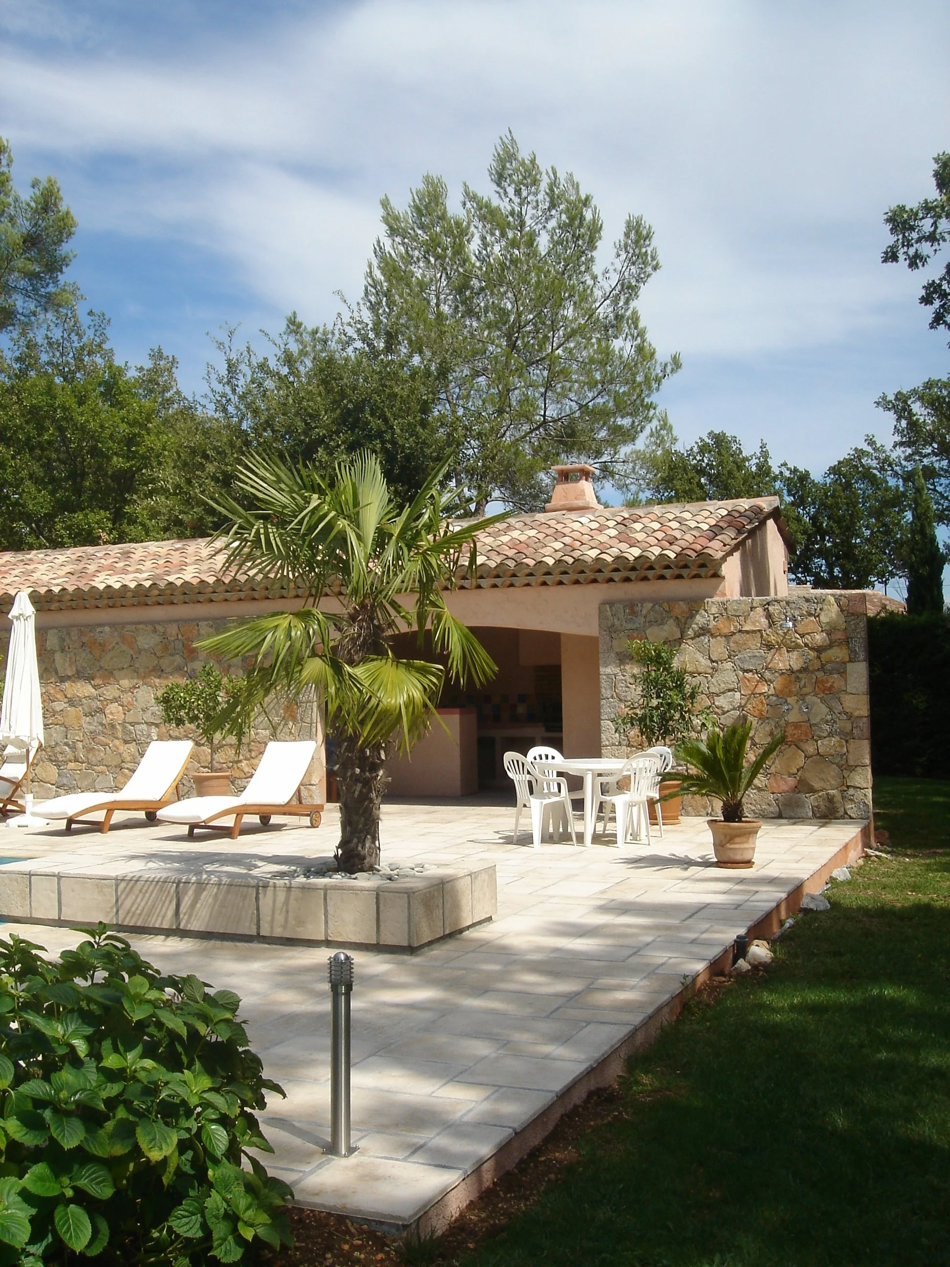 cedrickdeshautels_piscine_vue3.jpg