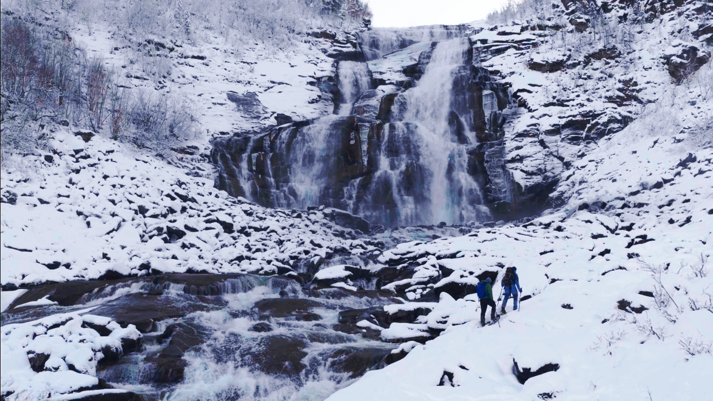 Snowshoeing in Bodø with Rampen to Valnesfossen