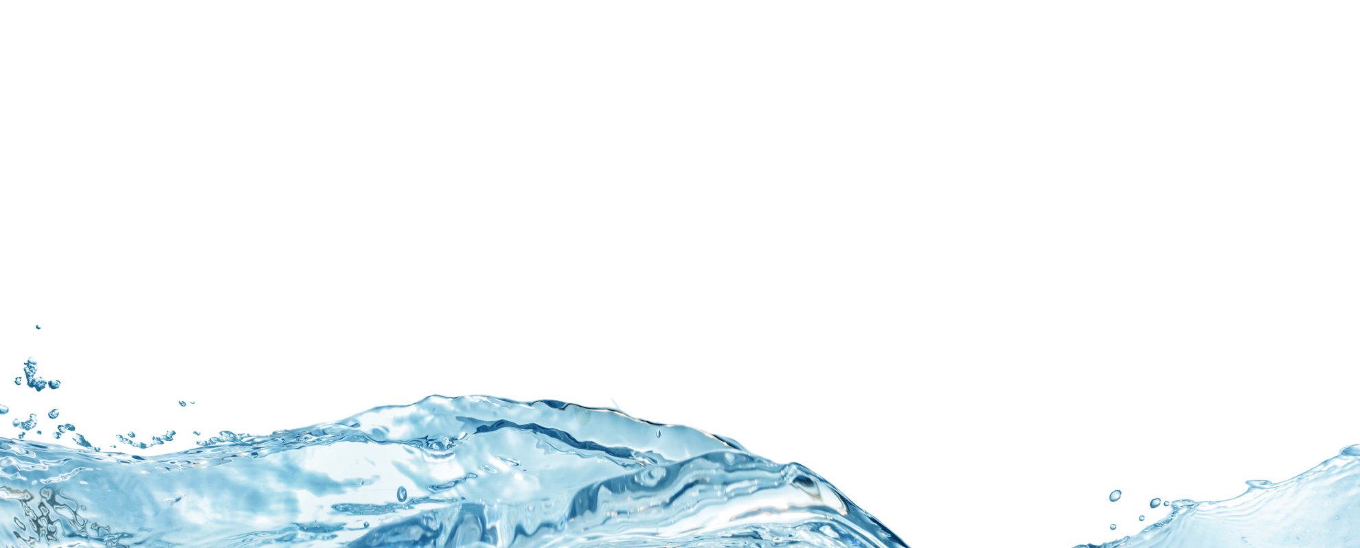Vagues d'eau claire en mouvement dans l'océan, avec une surface agitée et de petites éclaboussures.
